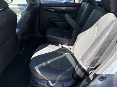 2023 Toyota Highlander Hybrid Limited