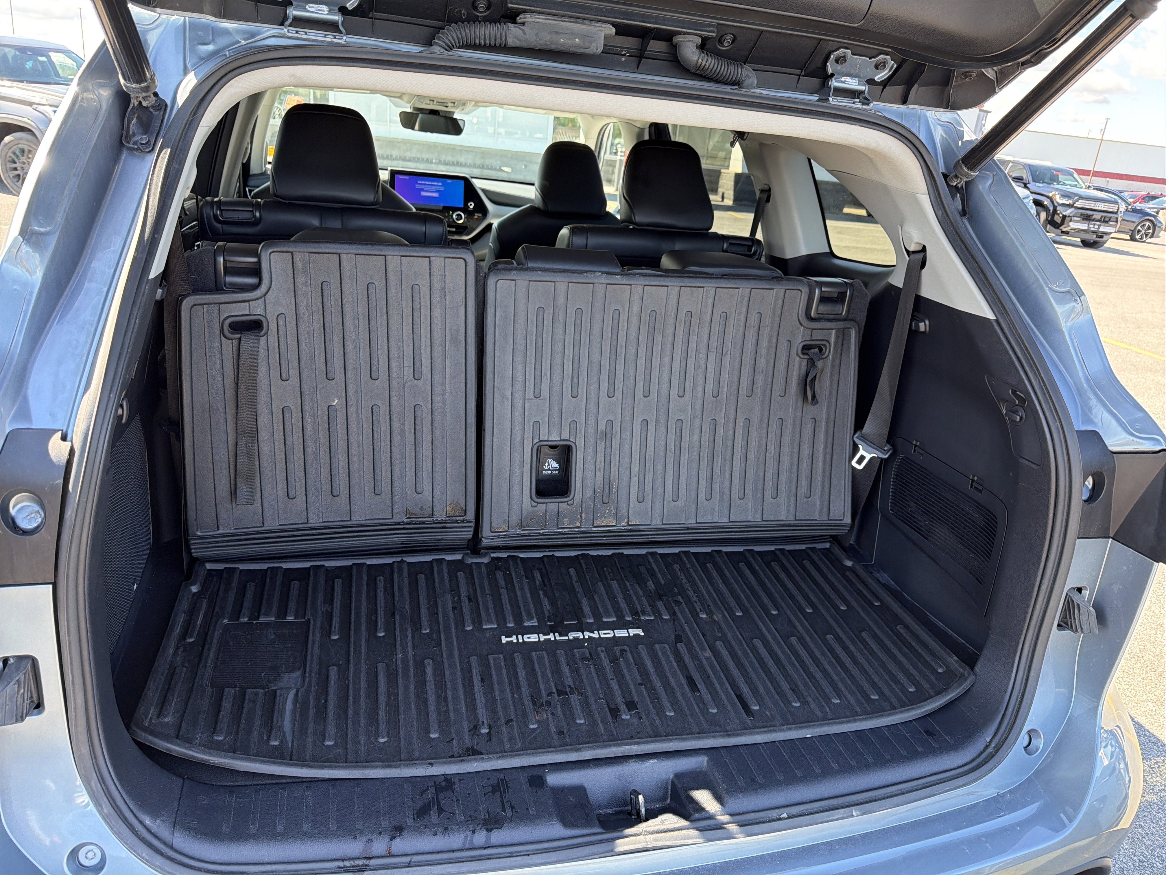 2023 Toyota Highlander Hybrid Limited