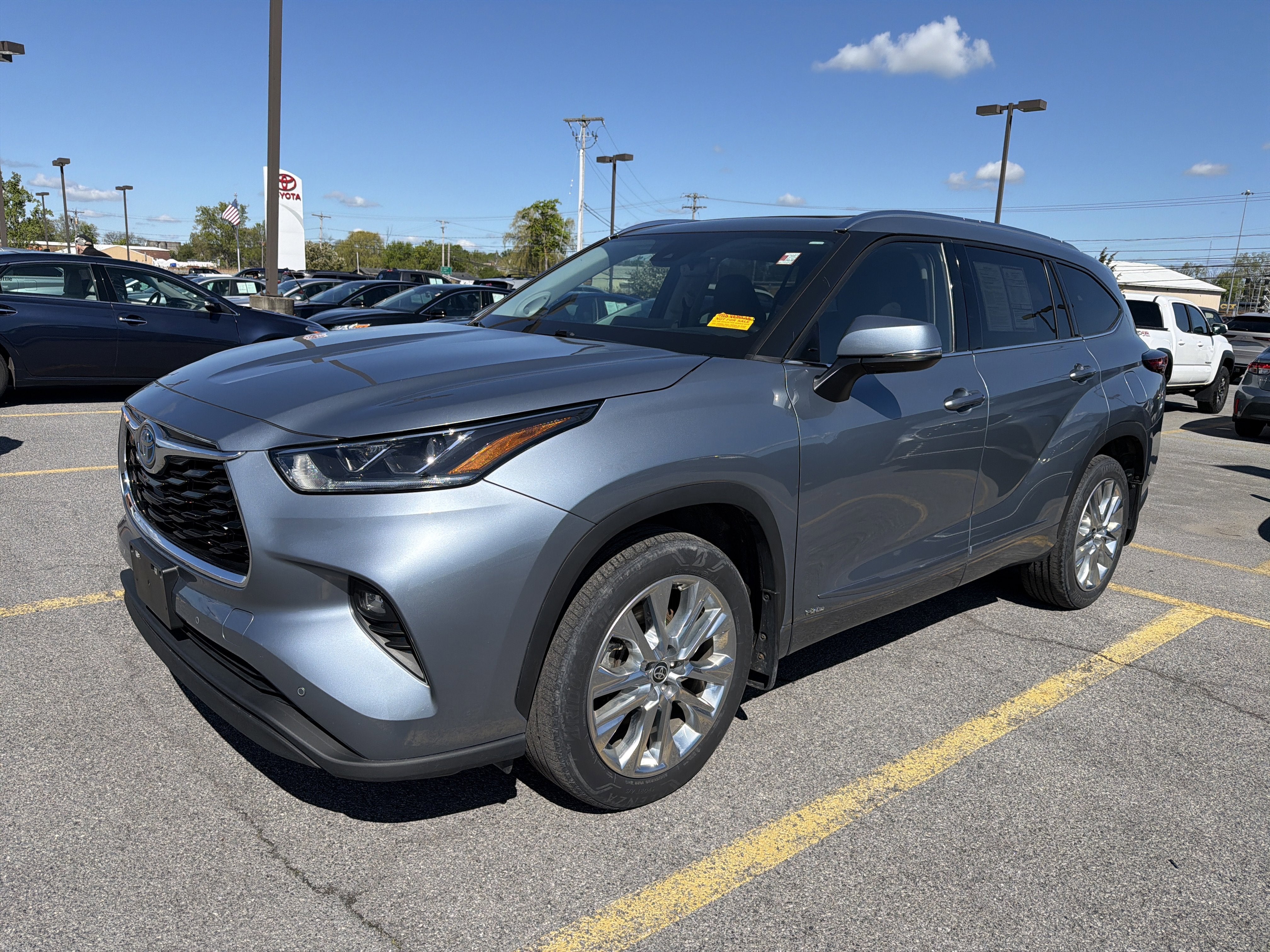 2023 Toyota Highlander Hybrid Limited