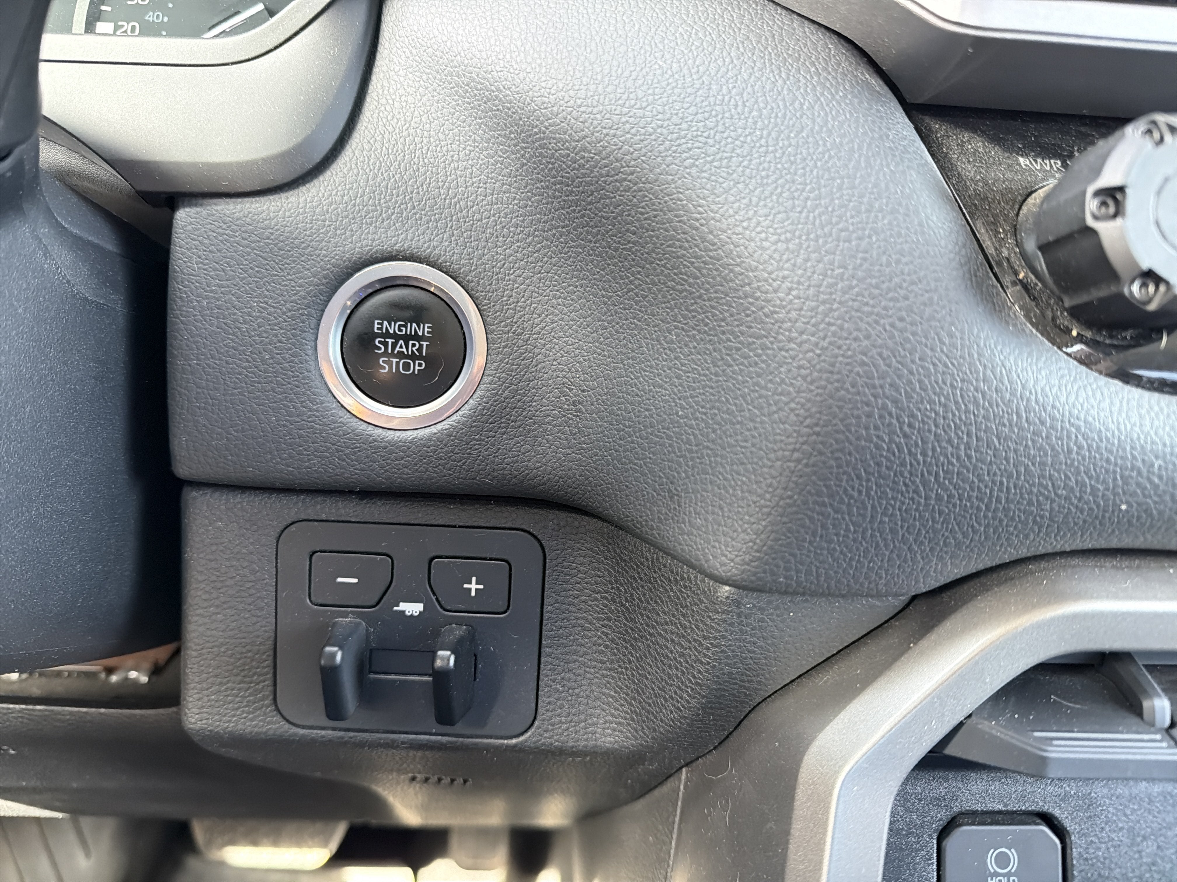 2023 Toyota Tundra 4WD Limited