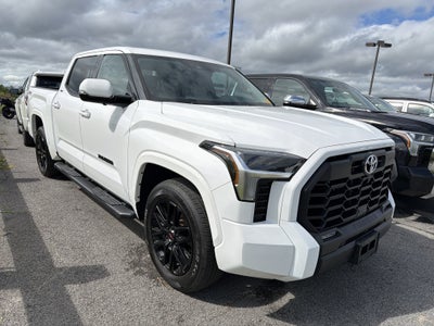 2023 Toyota Tundra 4WD SR5