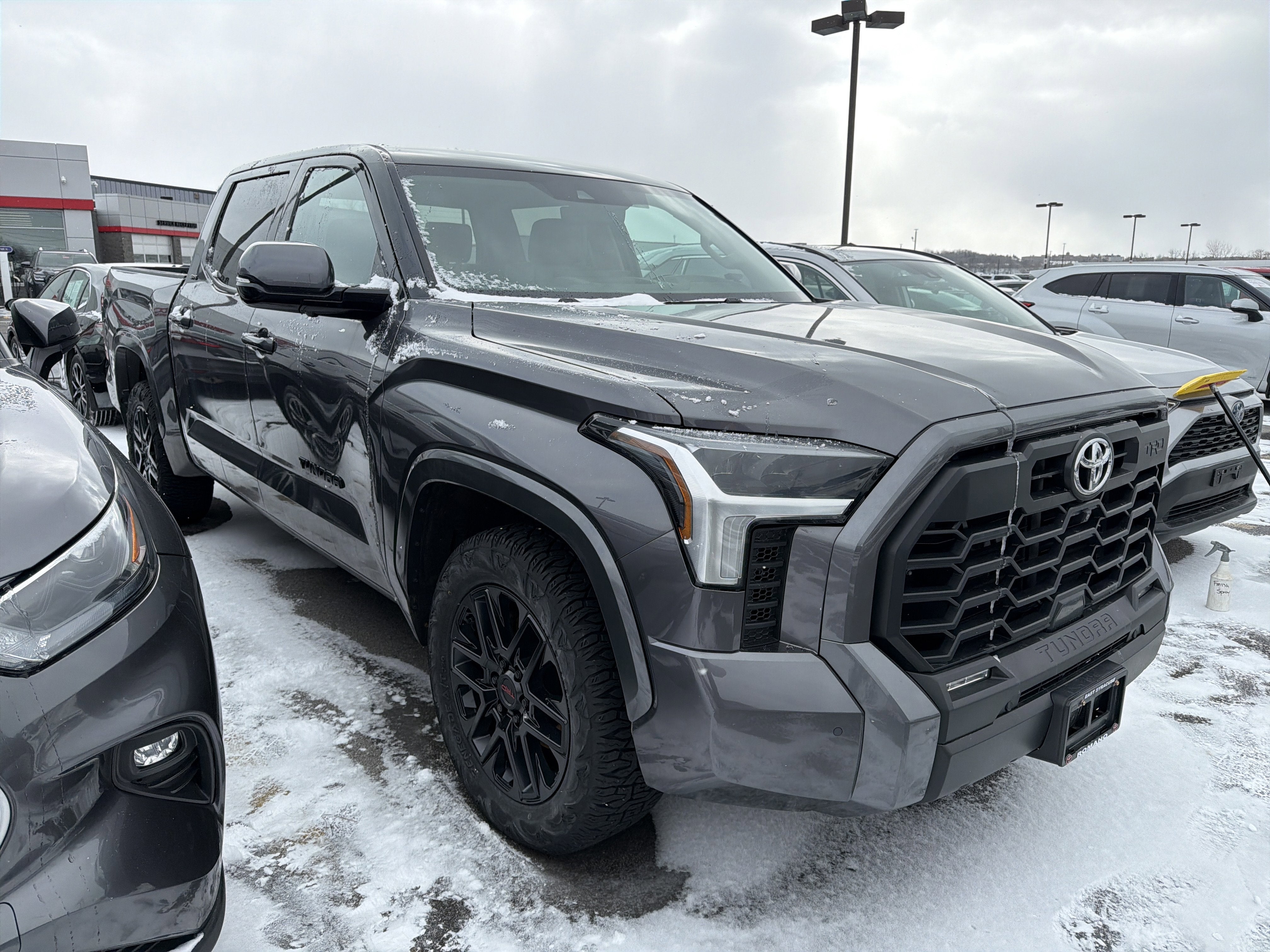 2023 Toyota Tundra 4WD SR5
