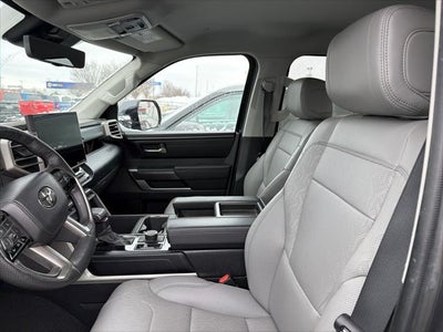 2023 Toyota Tundra 4WD SR5