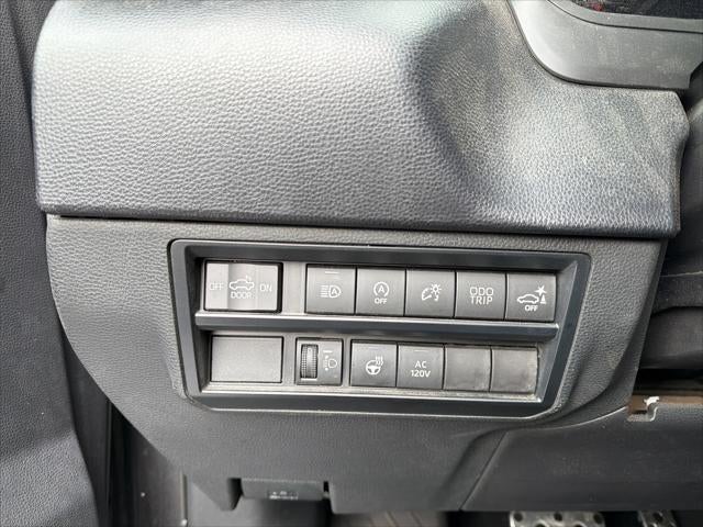 2023 Toyota Tundra 4WD SR5