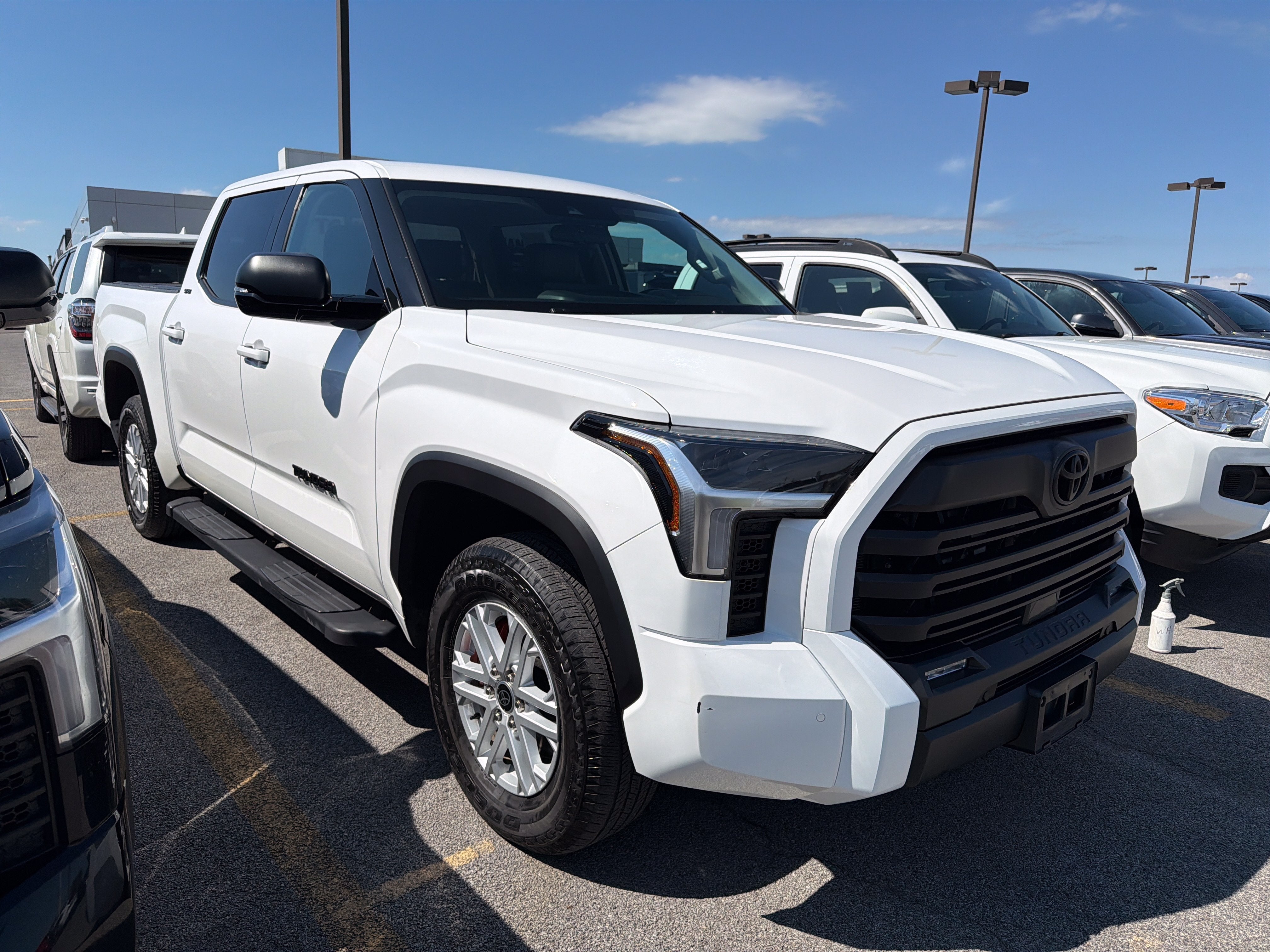 2023 Toyota Tundra 4WD SR5