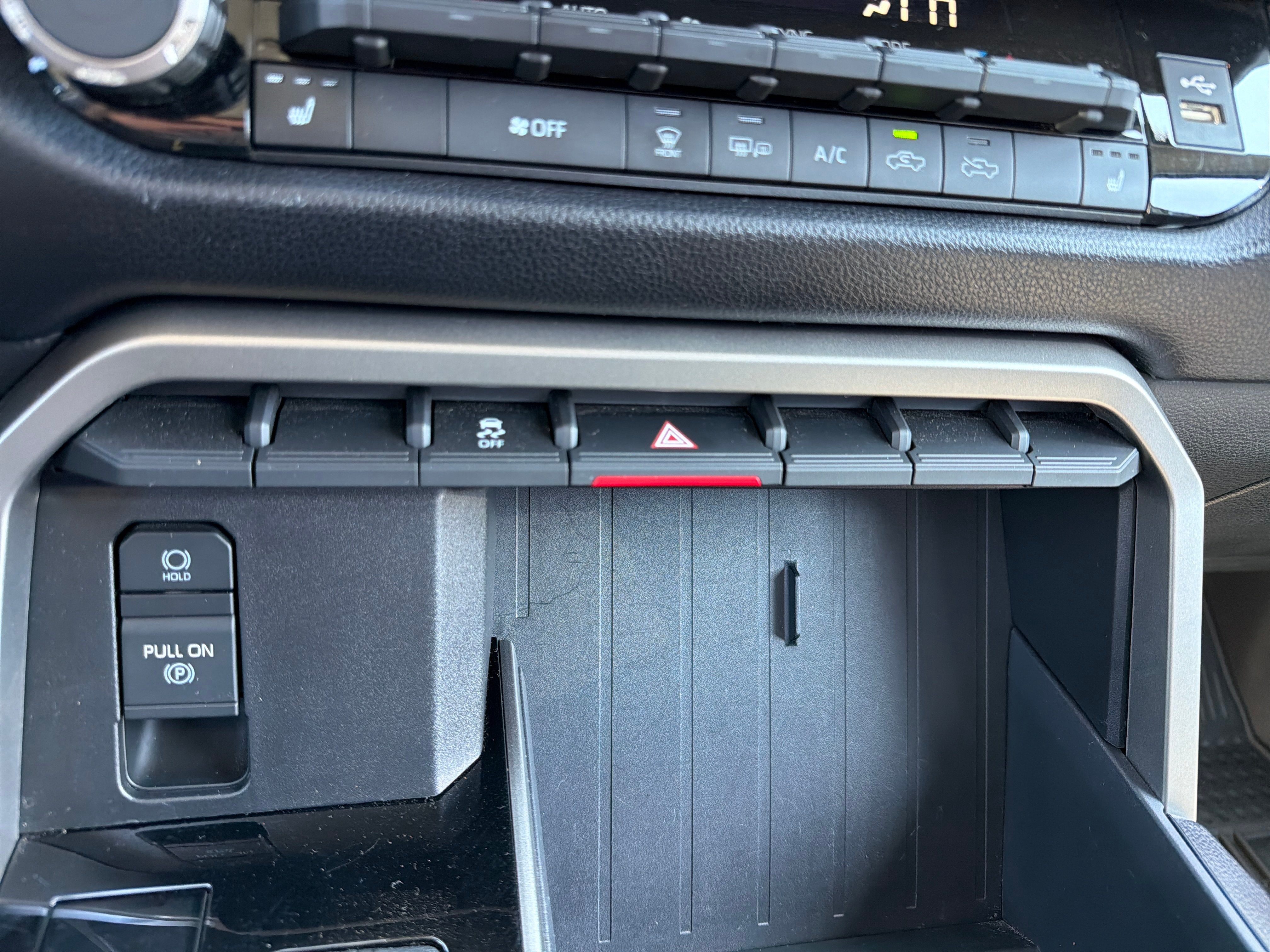 2023 Toyota Tundra 4WD SR5