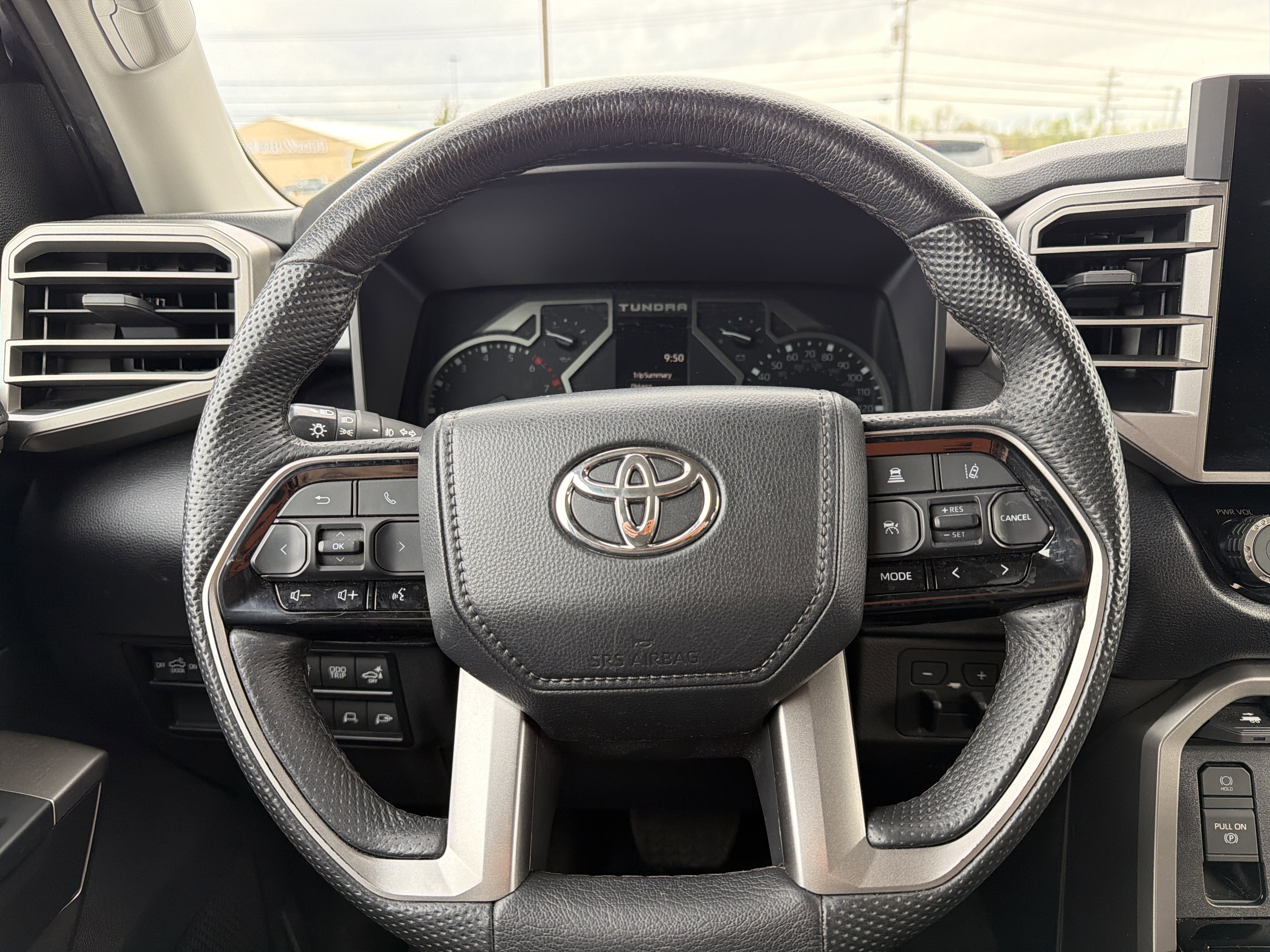 2023 Toyota Tundra 4WD SR5