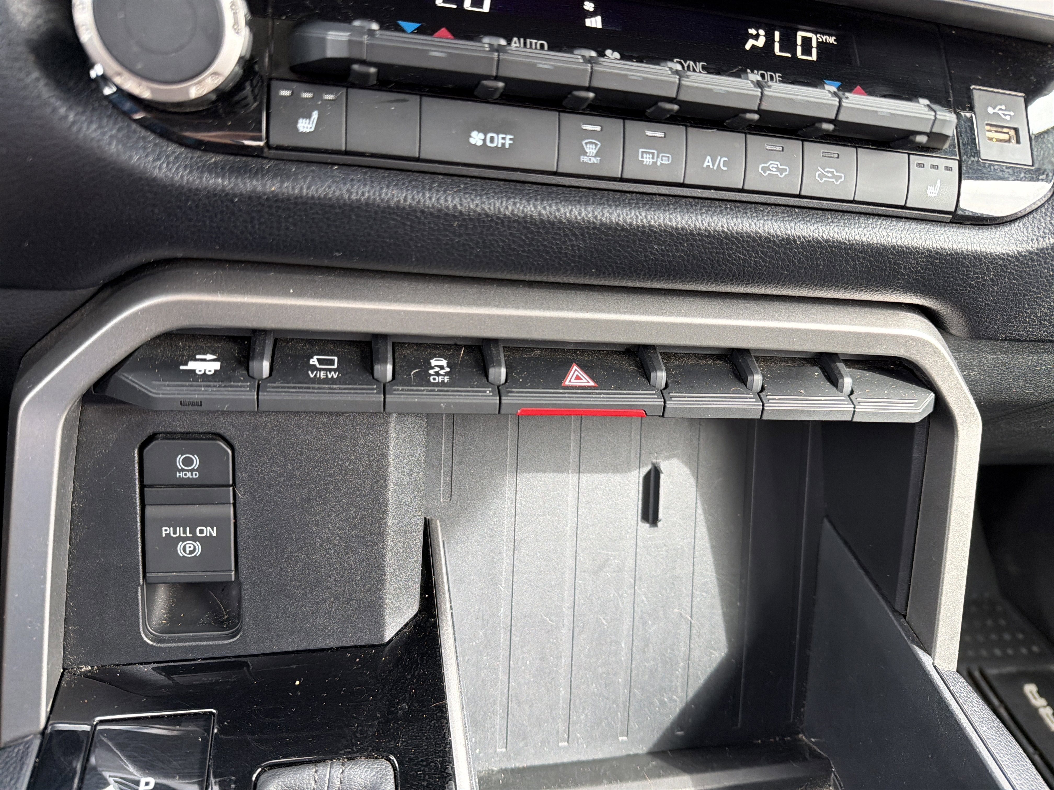 2023 Toyota Tundra 4WD SR5