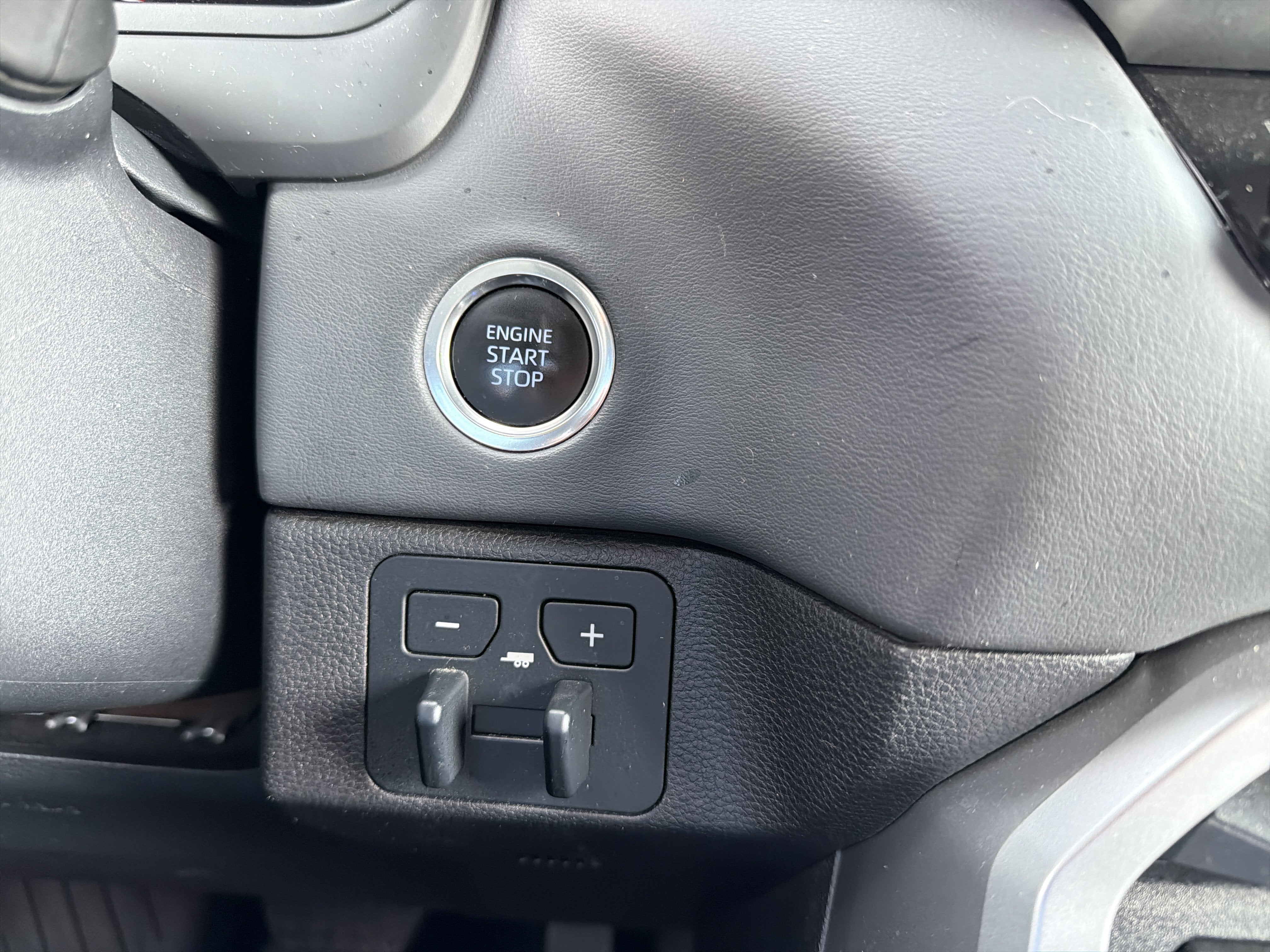 2024 Toyota Tundra 4WD Platinum