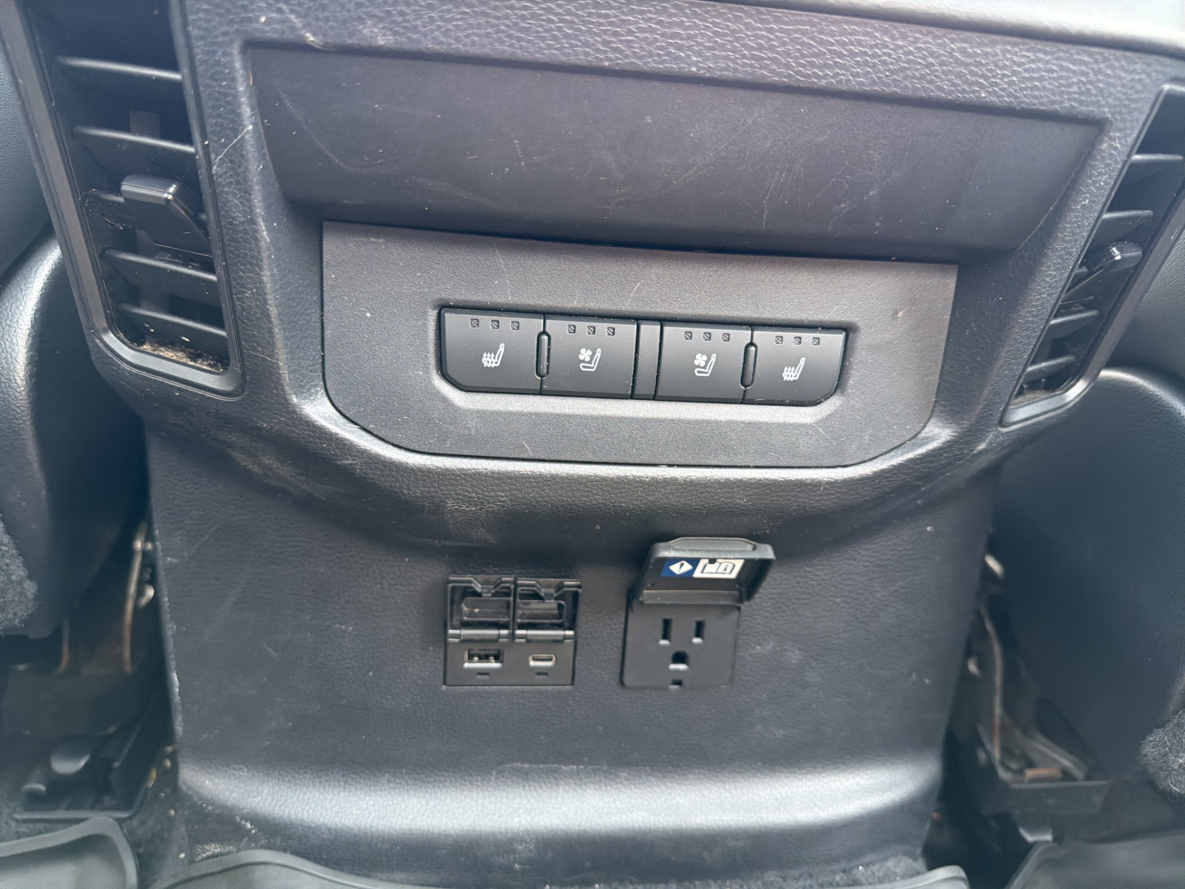 2024 Toyota Tundra 4WD Platinum