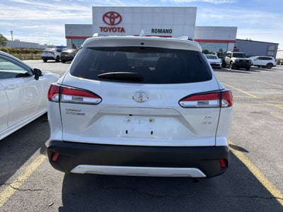2024 Toyota Corolla Cross LE