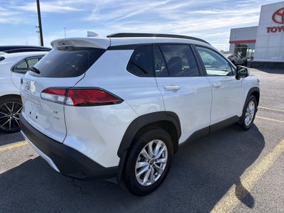 2024 Toyota Corolla Cross LE