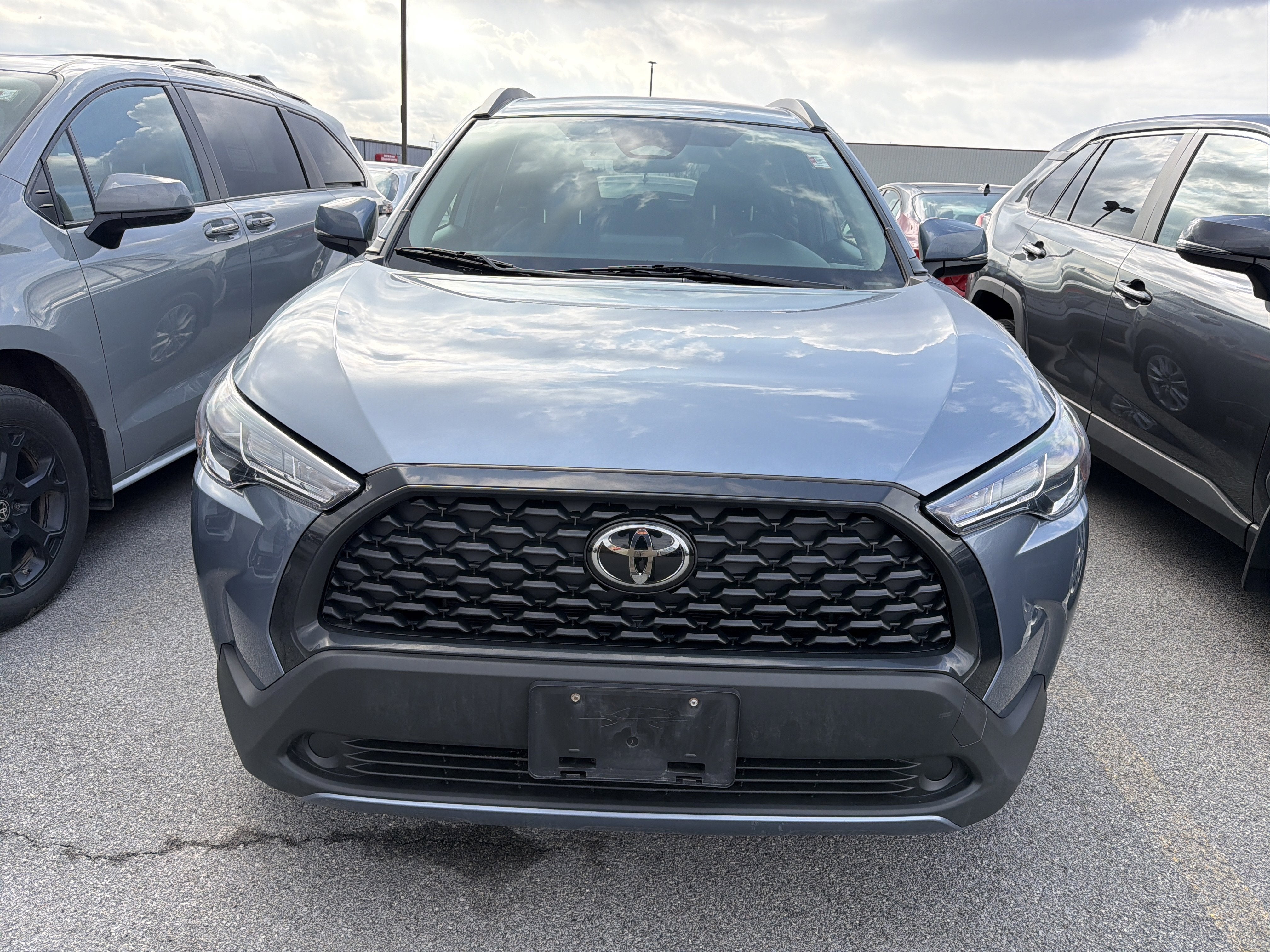 2024 Toyota Corolla Cross LE