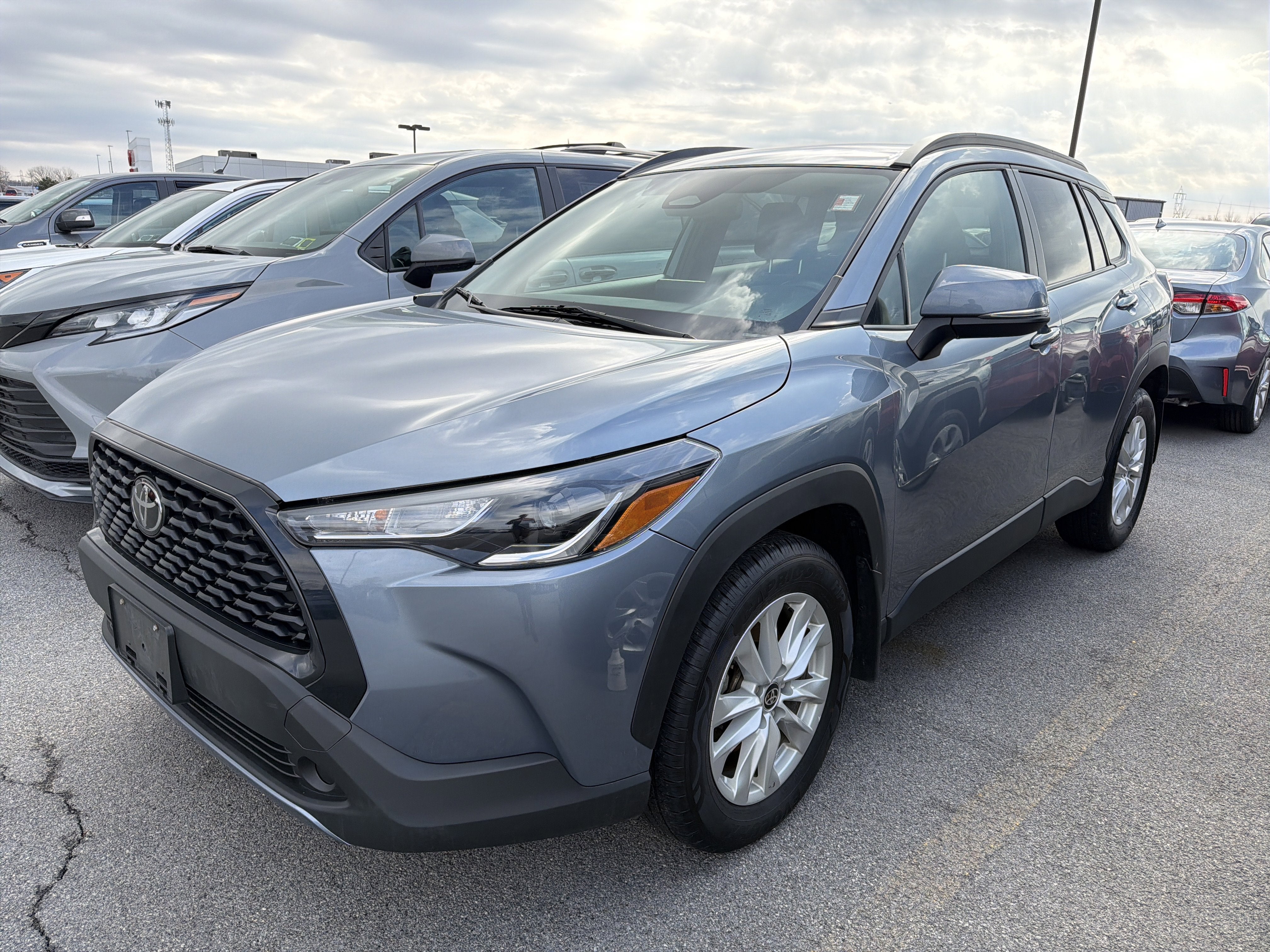 2024 Toyota Corolla Cross LE
