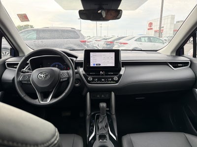 2023 Toyota Corolla Cross XLE