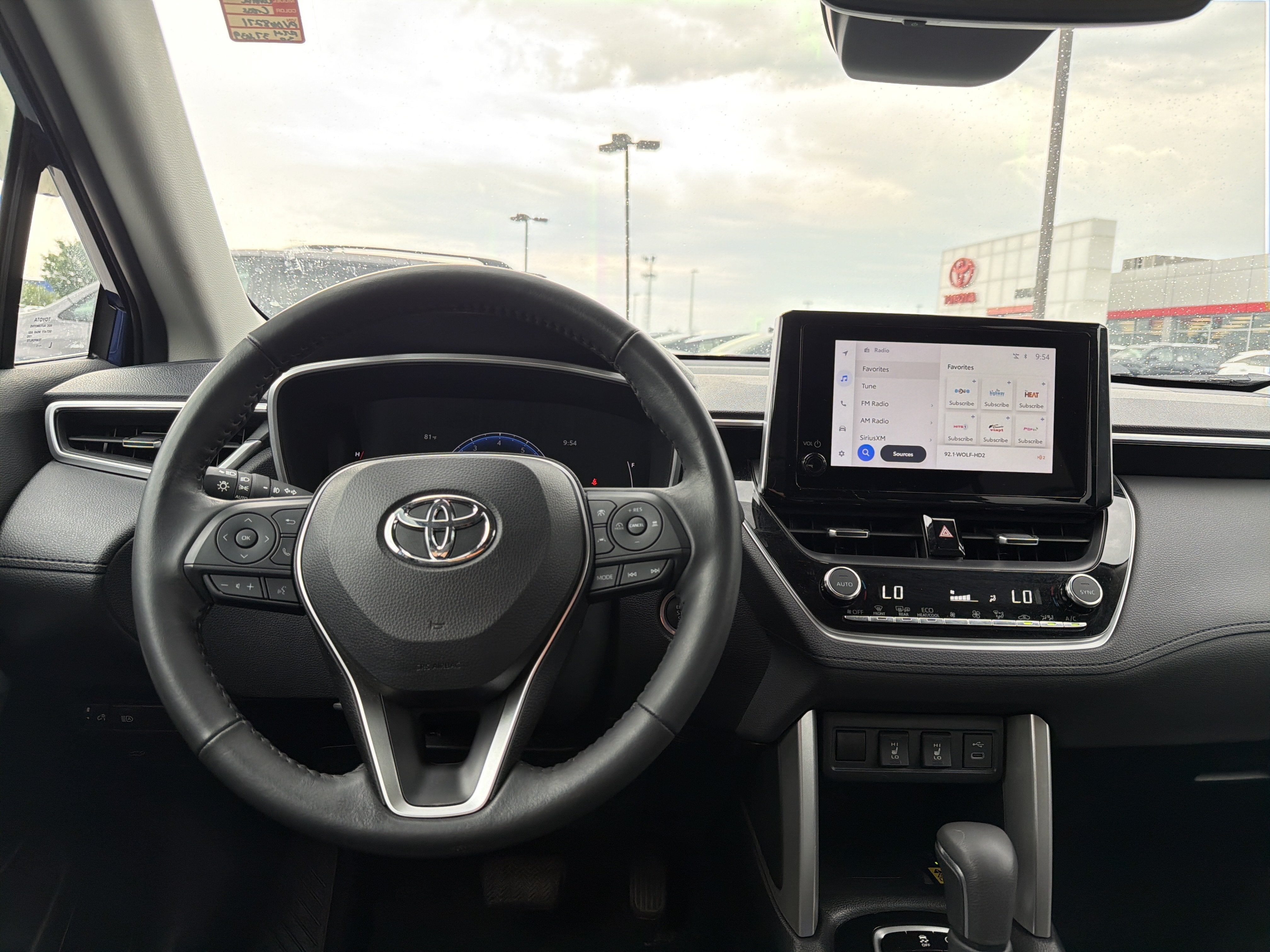 2023 Toyota Corolla Cross XLE