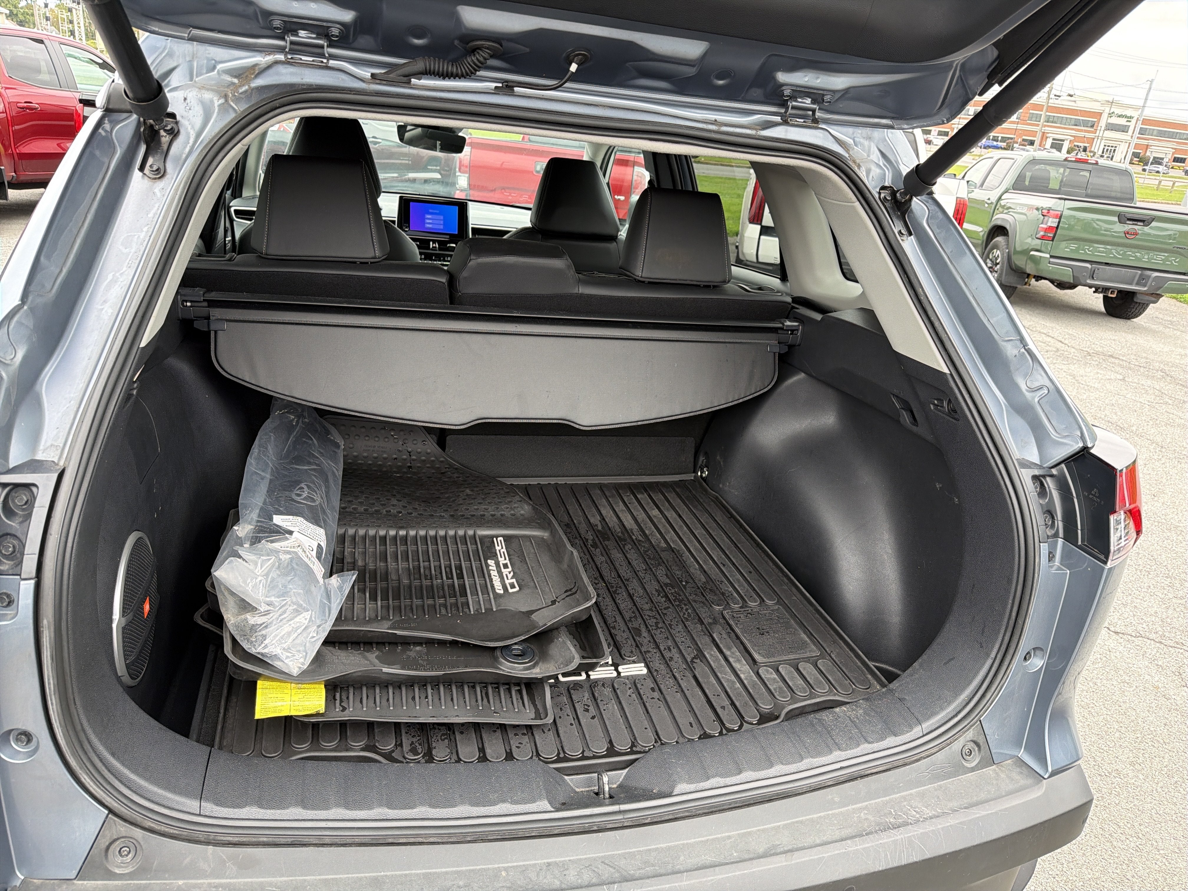 2024 Toyota Corolla Cross XLE