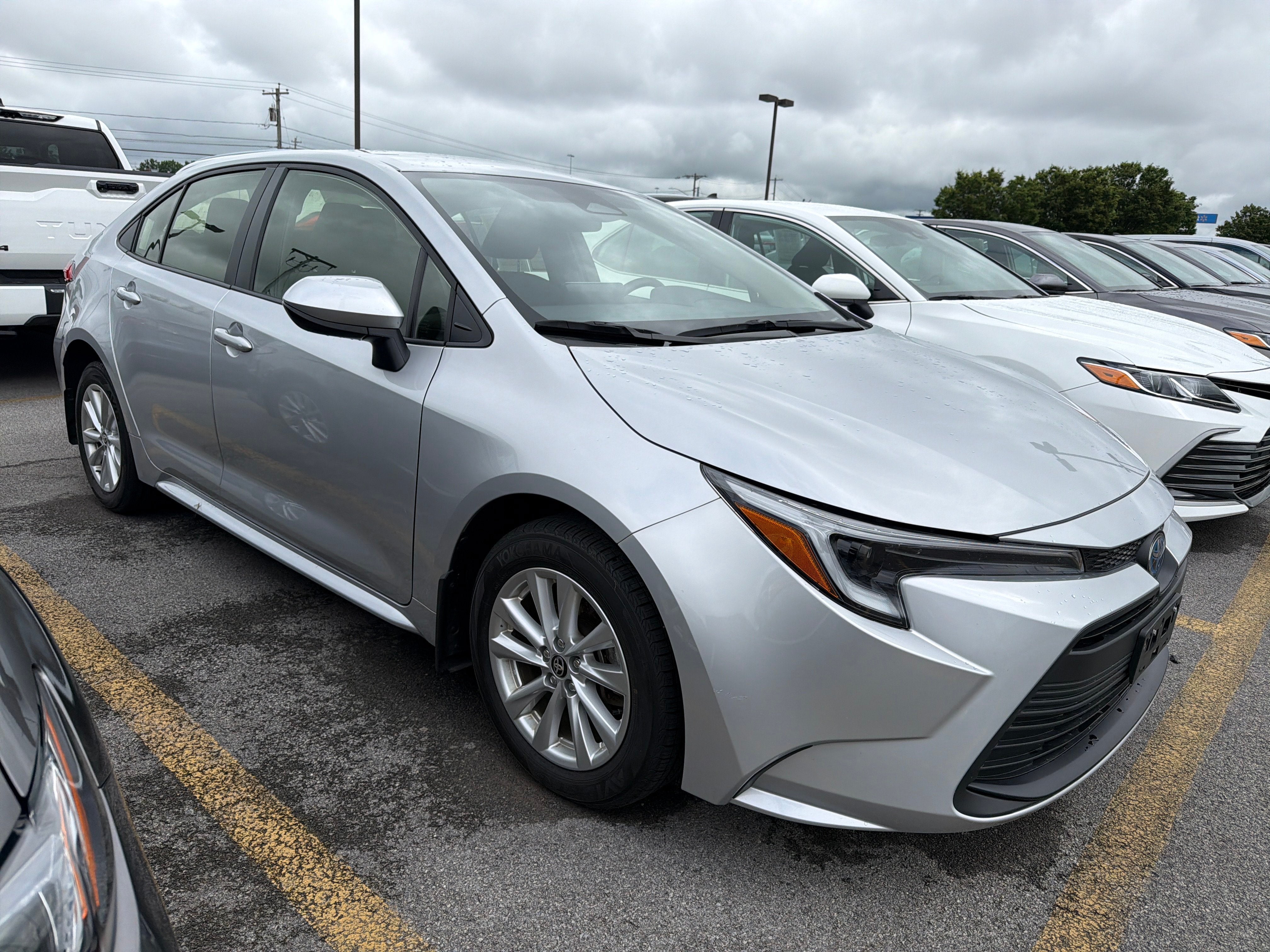 2025 Toyota Corolla Hybrid LE