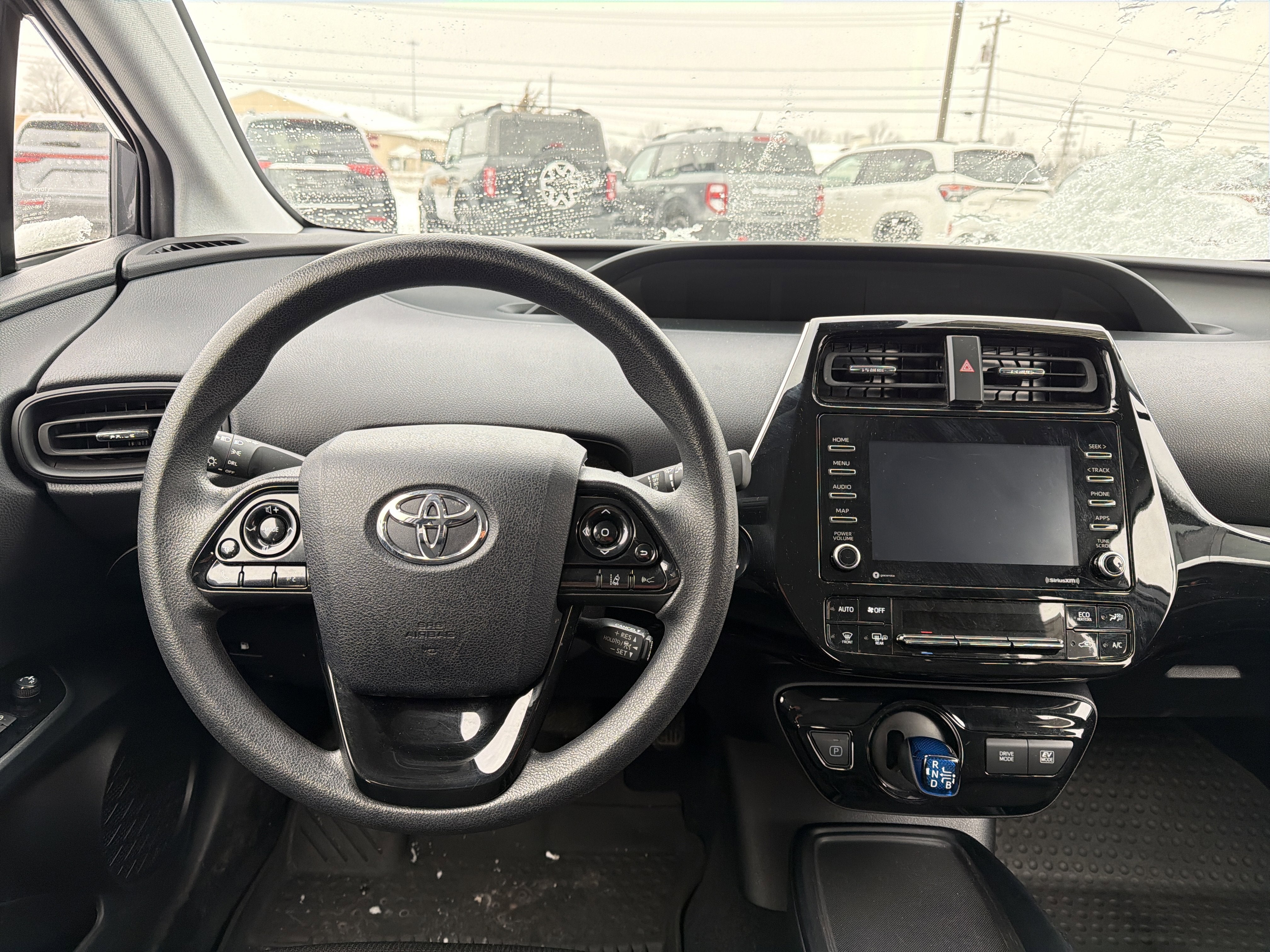 2022 Toyota Prius L Eco