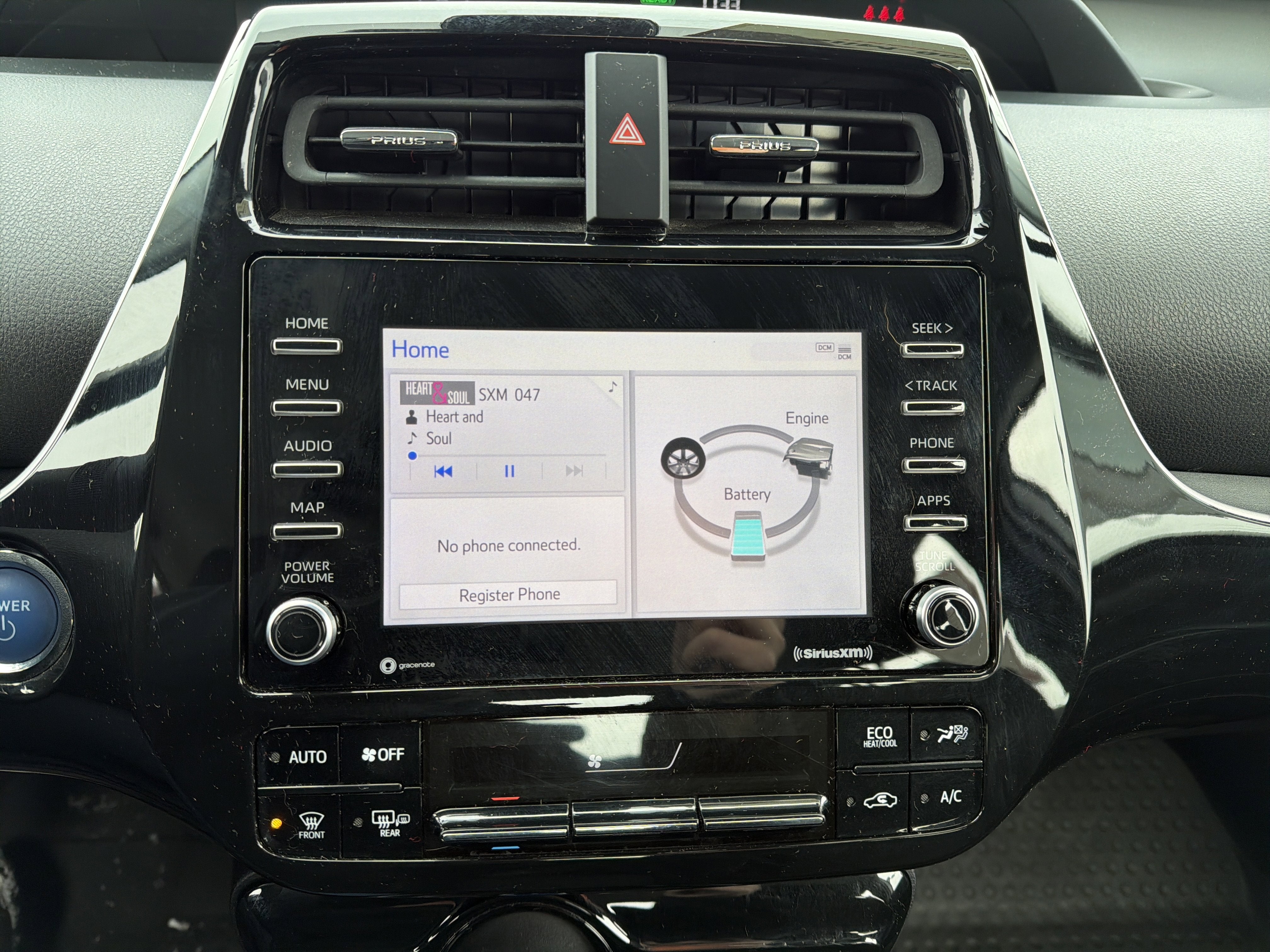 2022 Toyota Prius L Eco