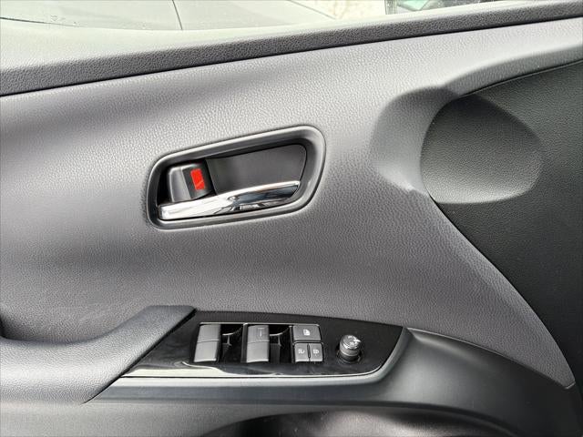 2022 Toyota Prius L Eco