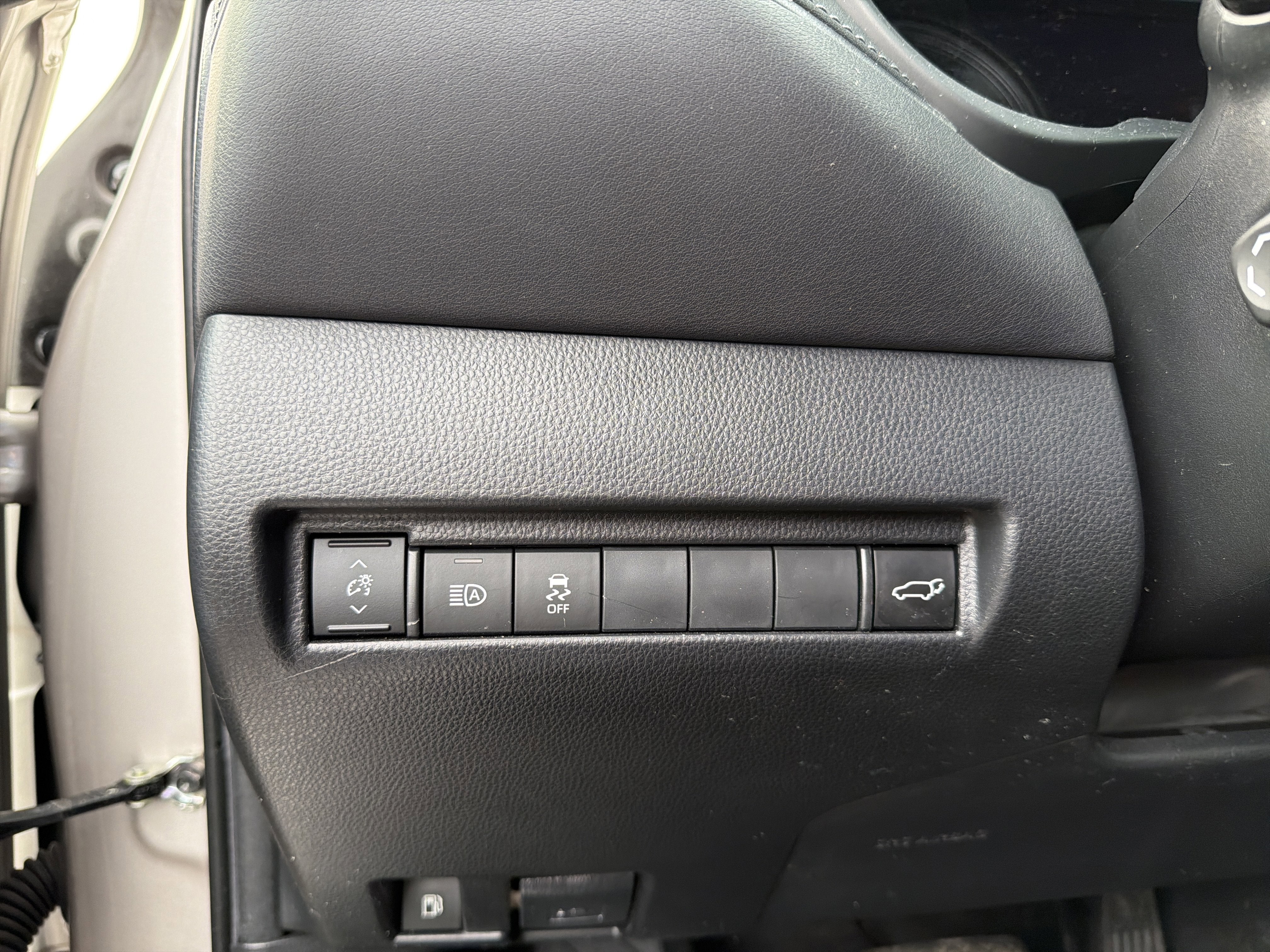 2023 Toyota Venza XLE