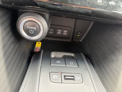 2023 Toyota Venza XLE