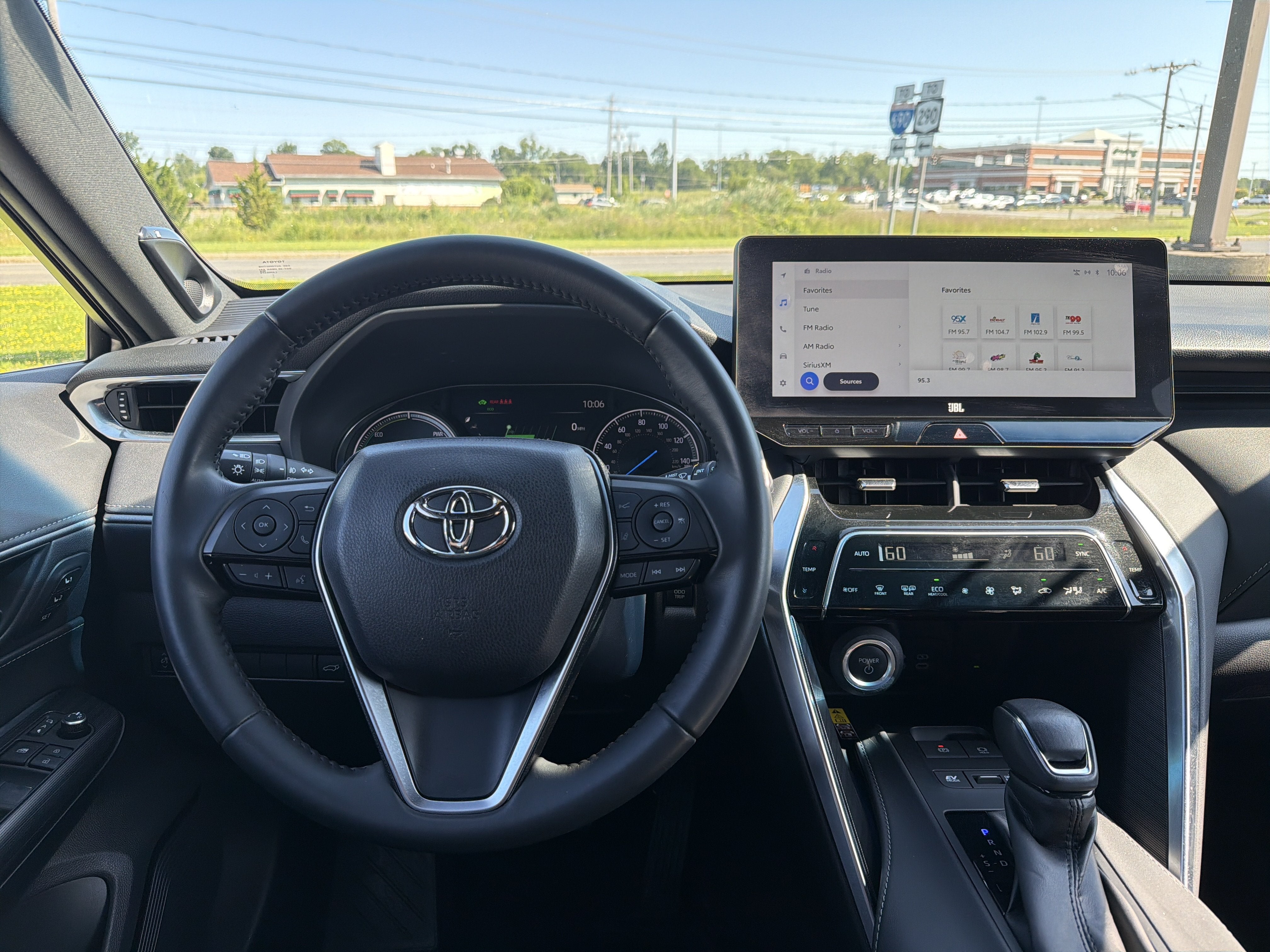 2023 Toyota Venza XLE