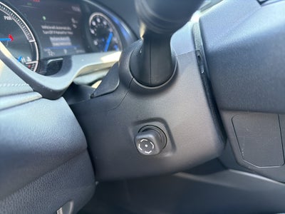 2023 Toyota Venza XLE