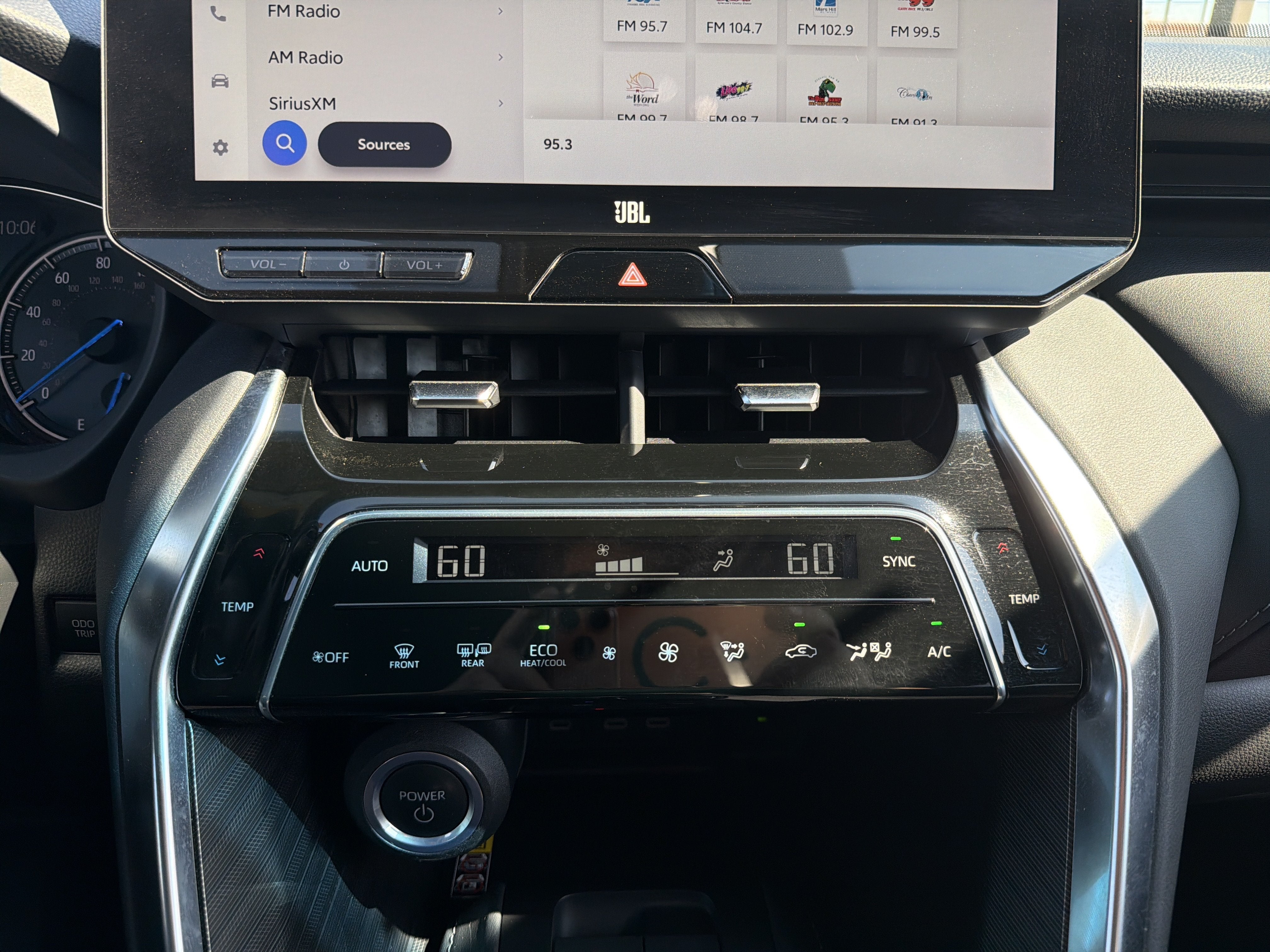 2023 Toyota Venza XLE