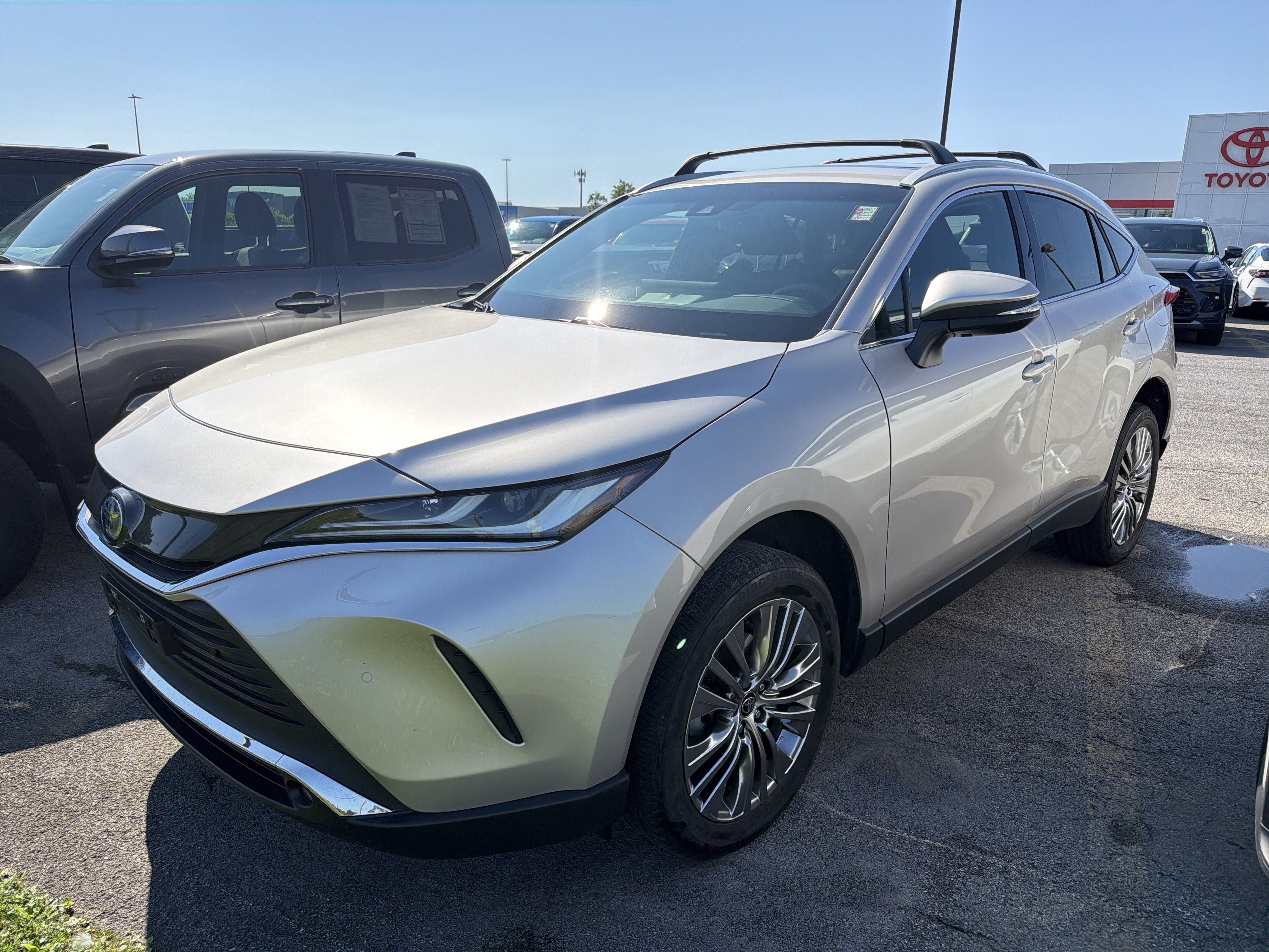 2023 Toyota Venza XLE