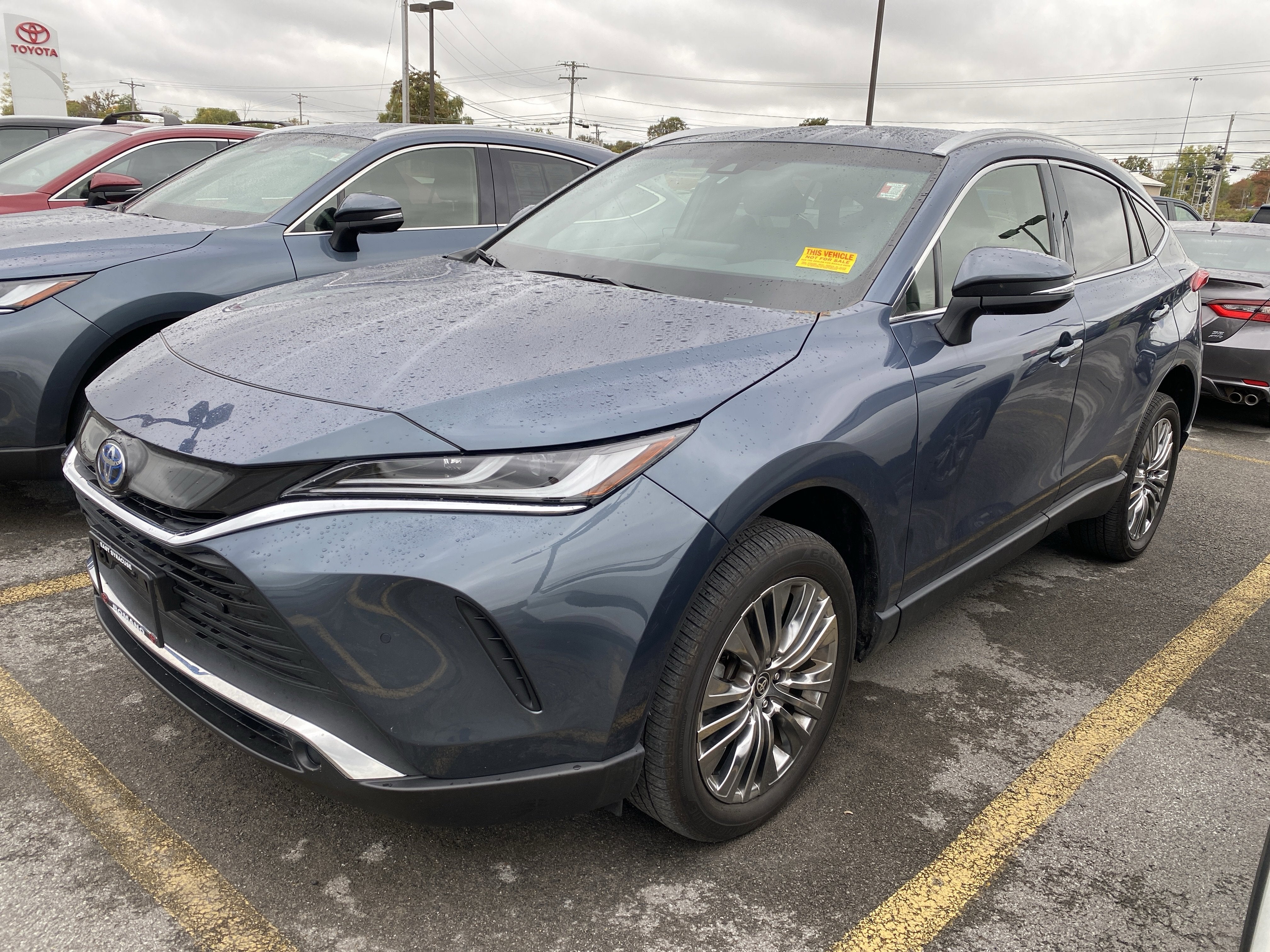 2022 Toyota Venza XLE