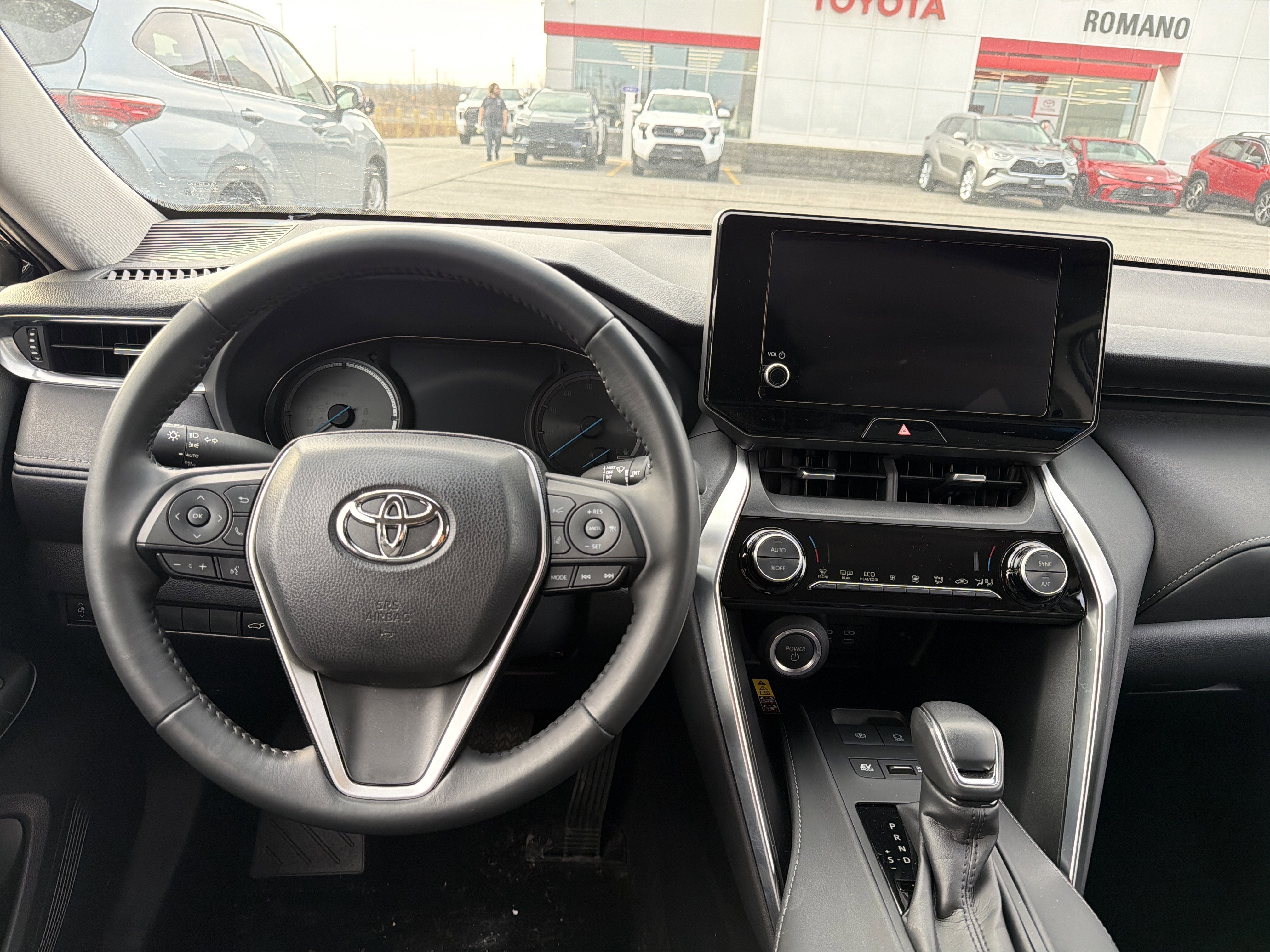 2023 Toyota Venza LE