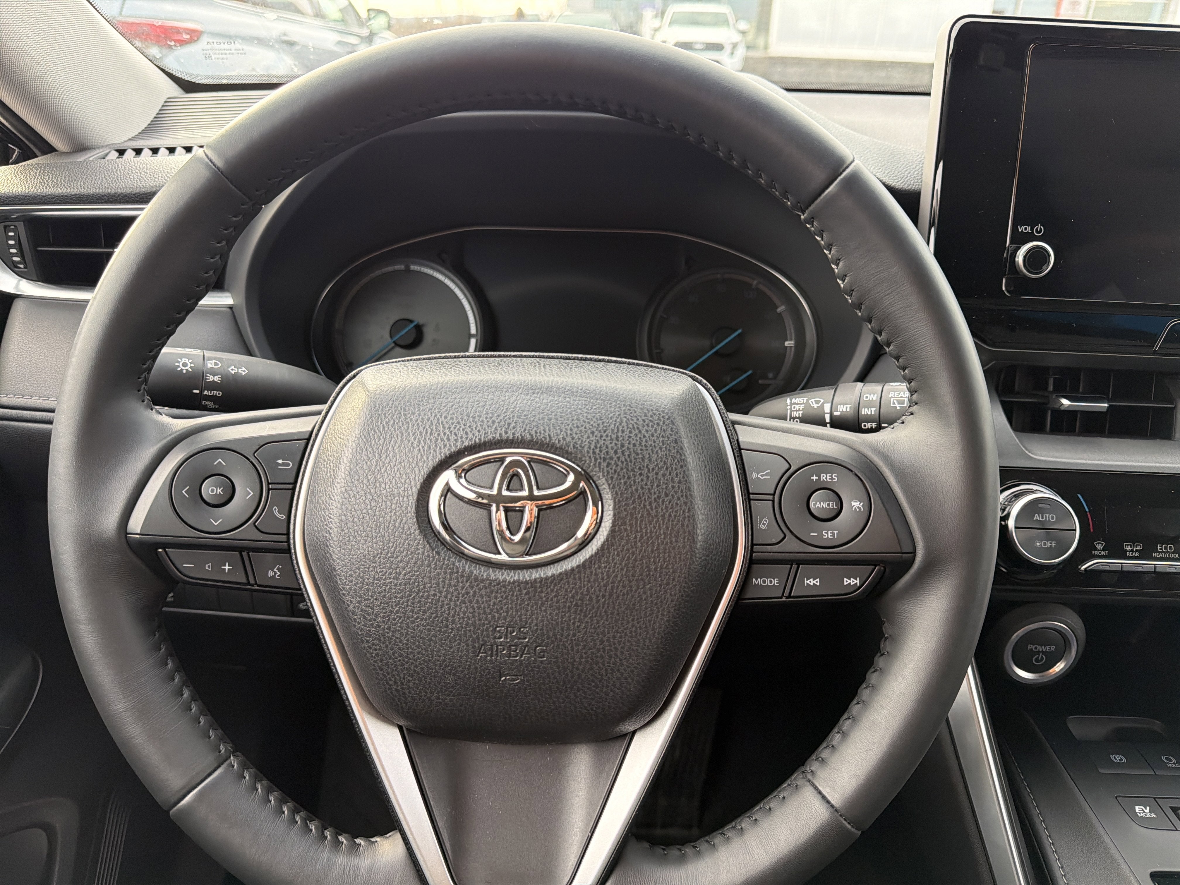 2023 Toyota Venza LE