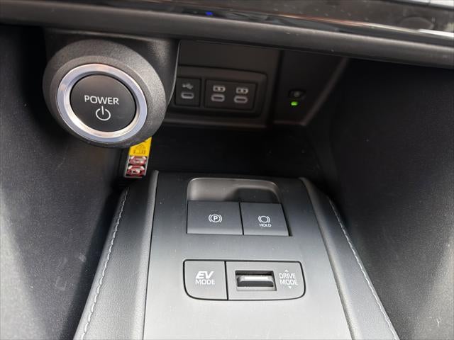 2023 Toyota Venza LE