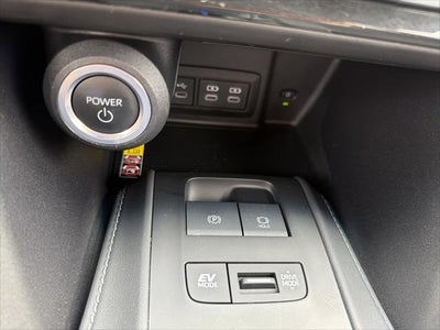 2023 Toyota Venza LE