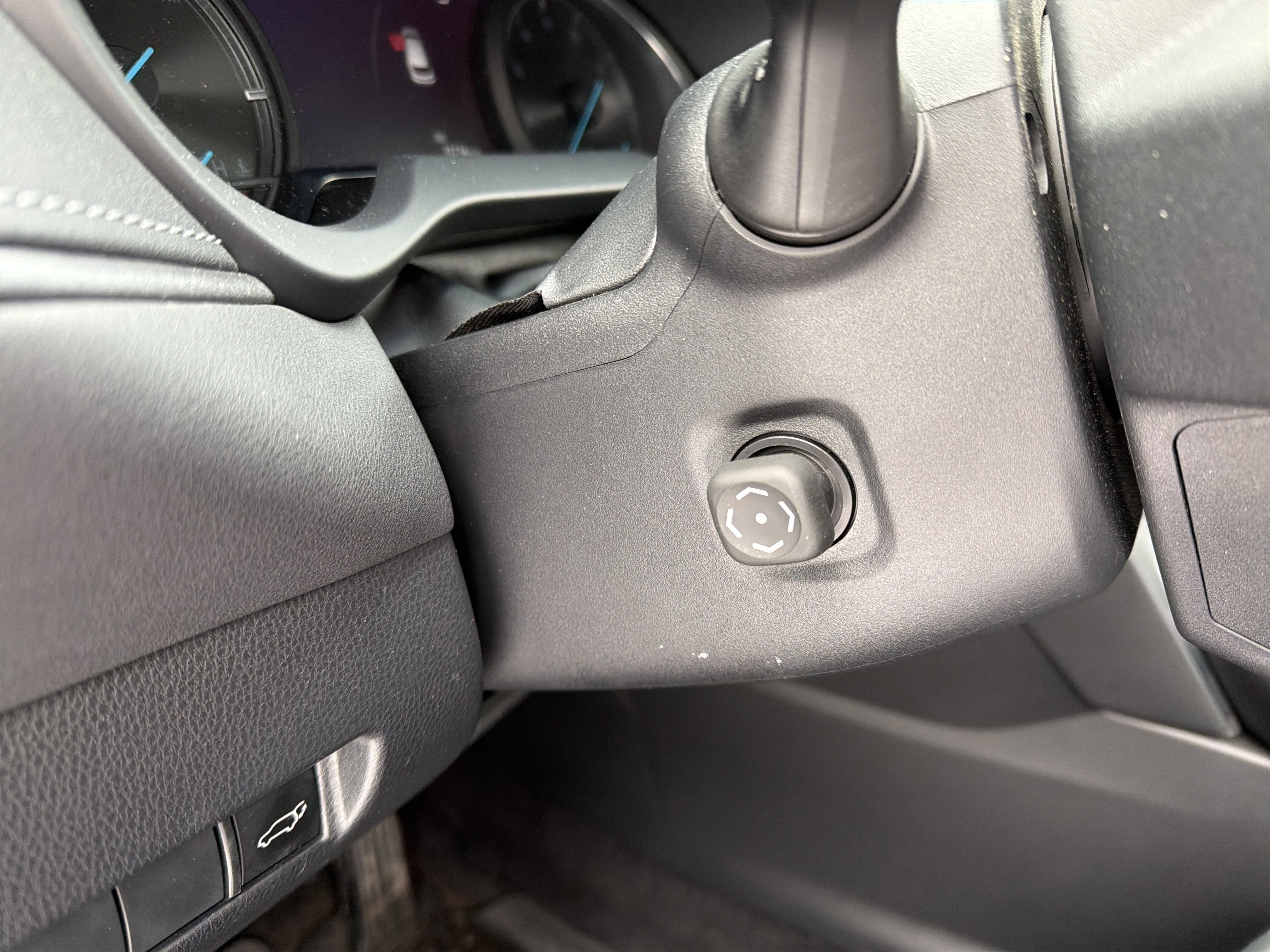 2023 Toyota Venza XLE