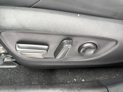 2023 Toyota Venza XLE