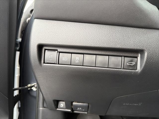 2023 Toyota Venza XLE