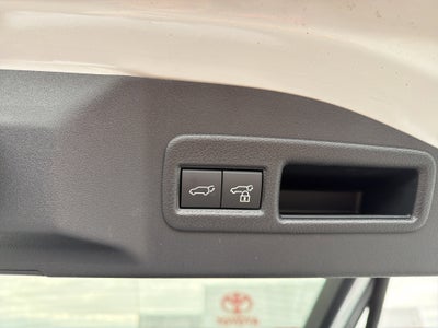 2025 Toyota bZ4X XLE