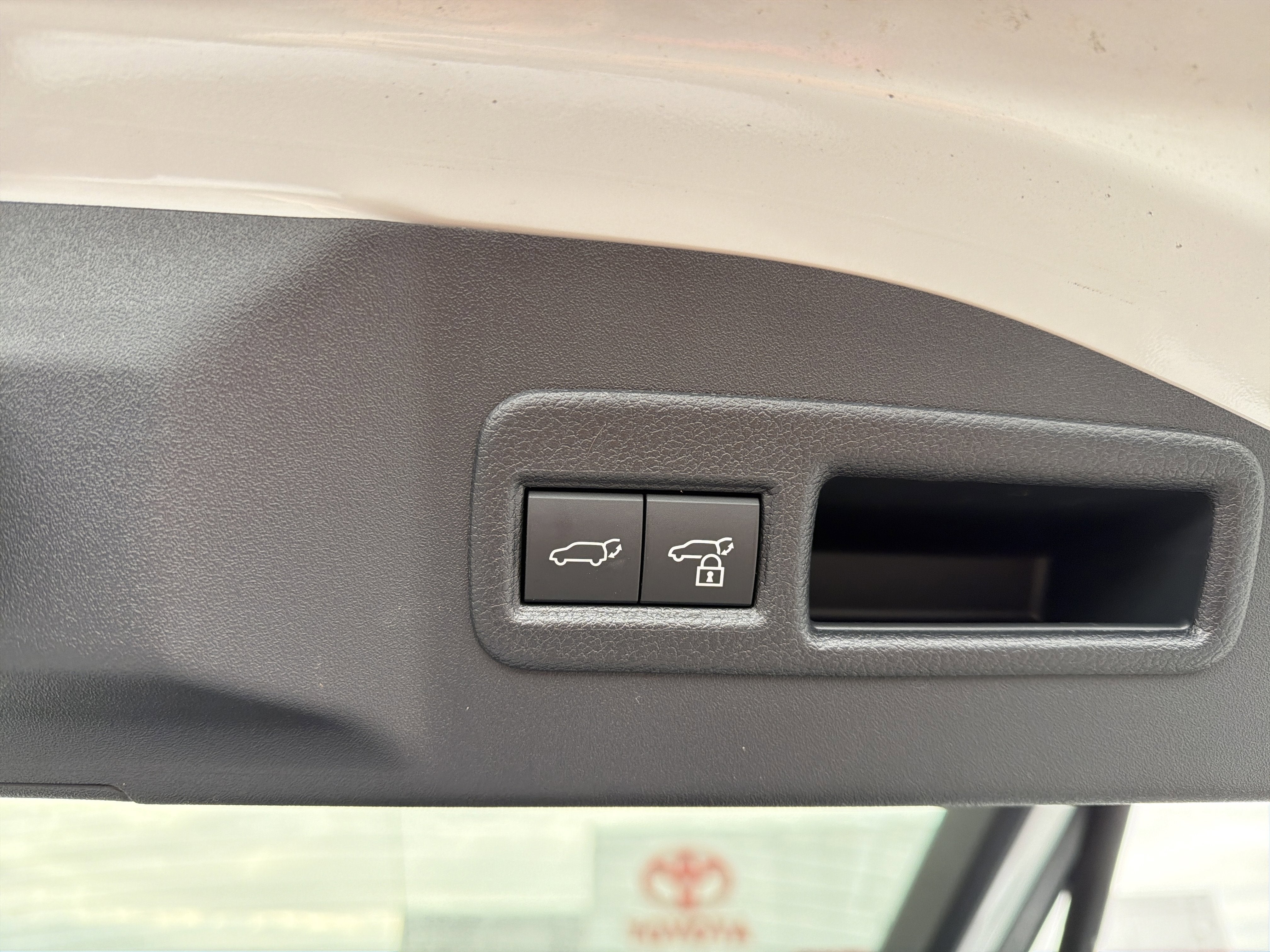 2025 Toyota bZ4X XLE