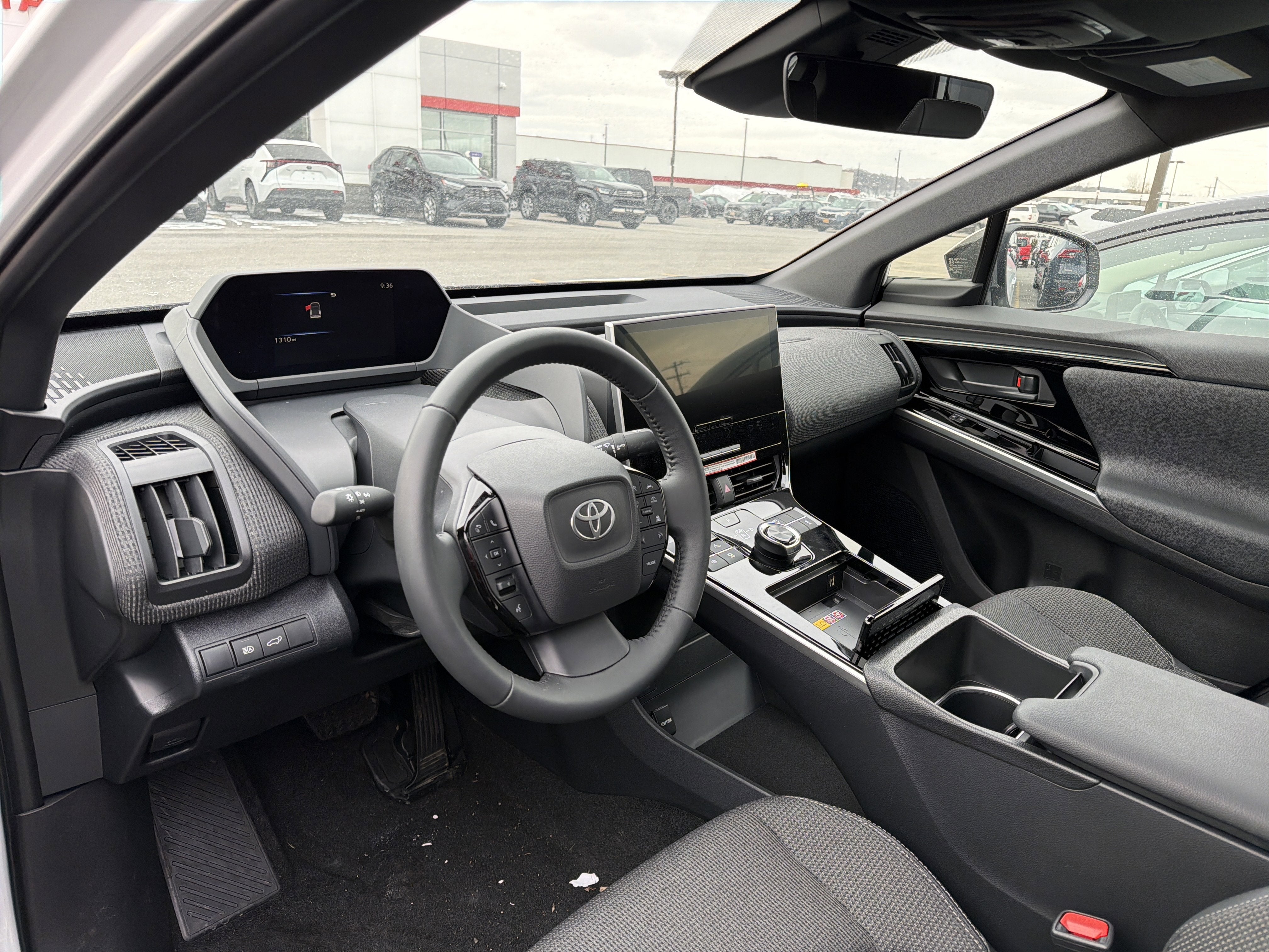 2025 Toyota bZ4X XLE