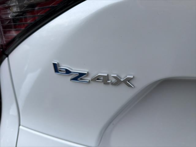 2025 Toyota bZ4X XLE