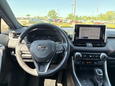 2024 Toyota RAV4 Prime SE