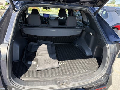 2024 Toyota RAV4 Prime SE