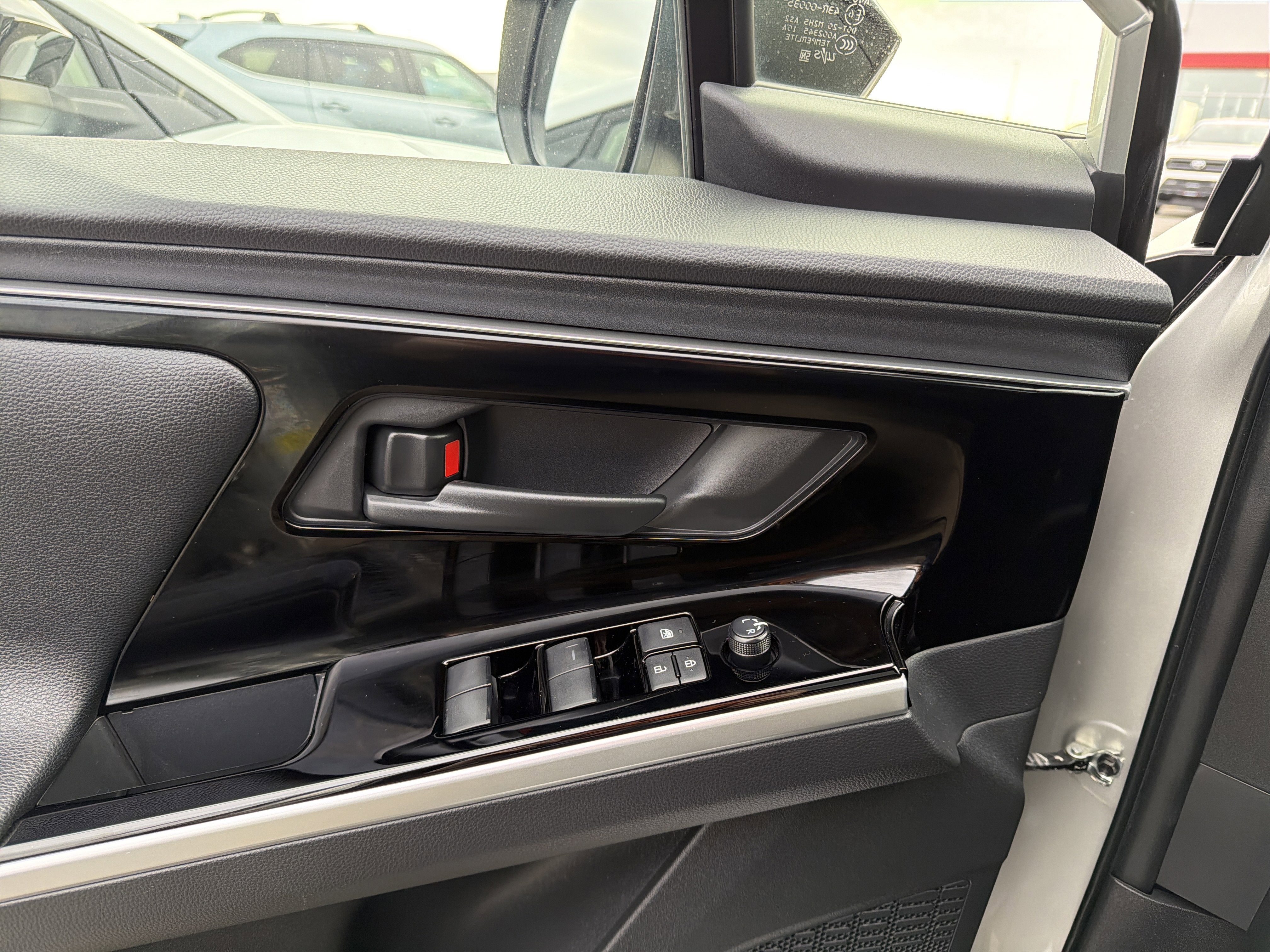 2025 Toyota bZ4X XLE