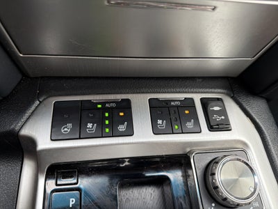 2018 Toyota Land Cruiser 4WD (Natl)