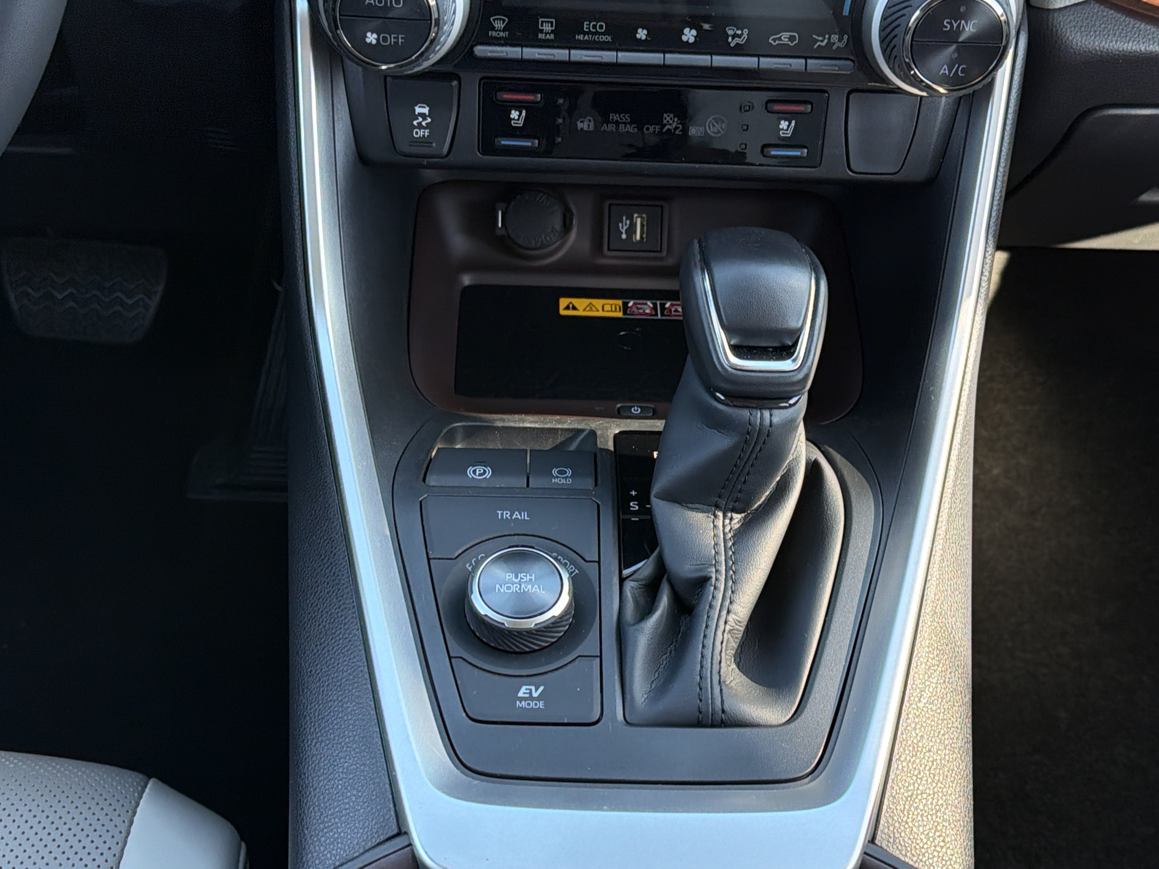2025 Toyota RAV4 Hybrid Limited