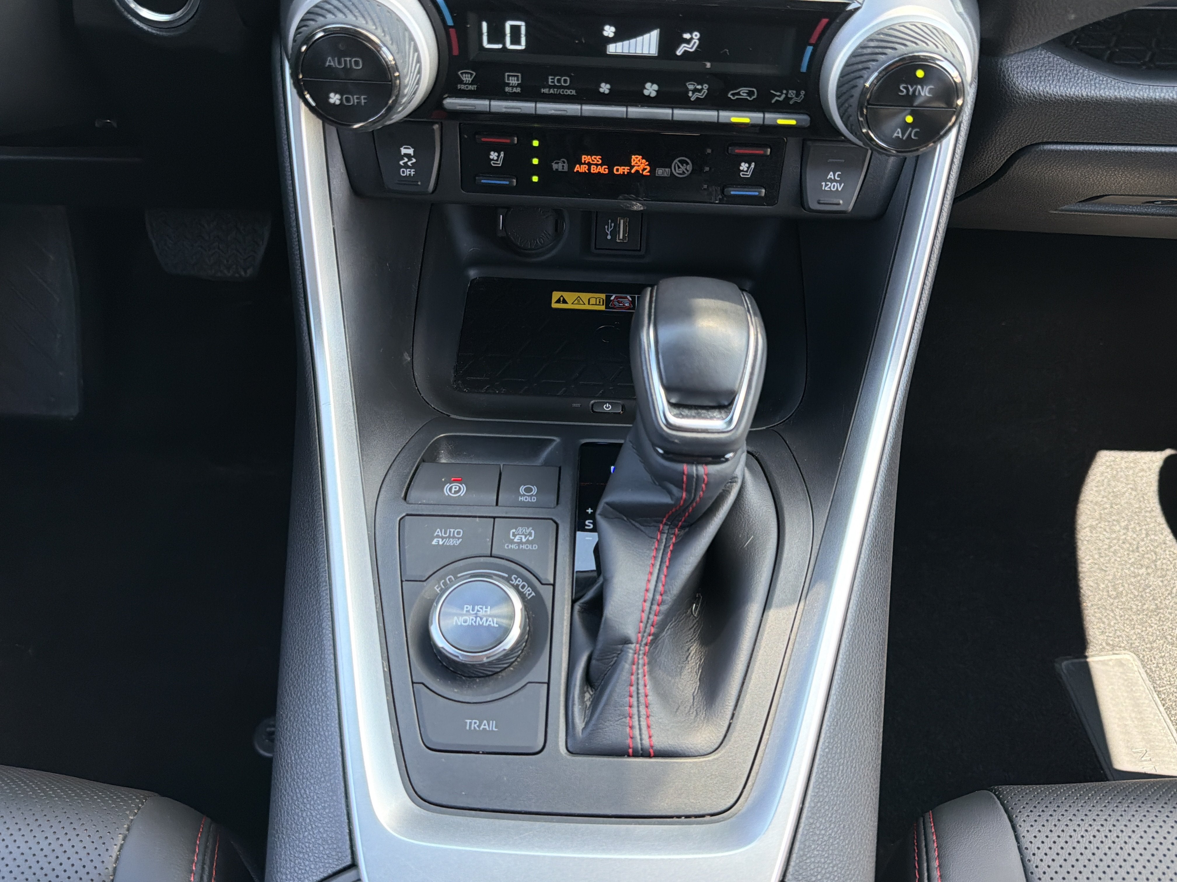 2024 Toyota RAV4 Prime XSE