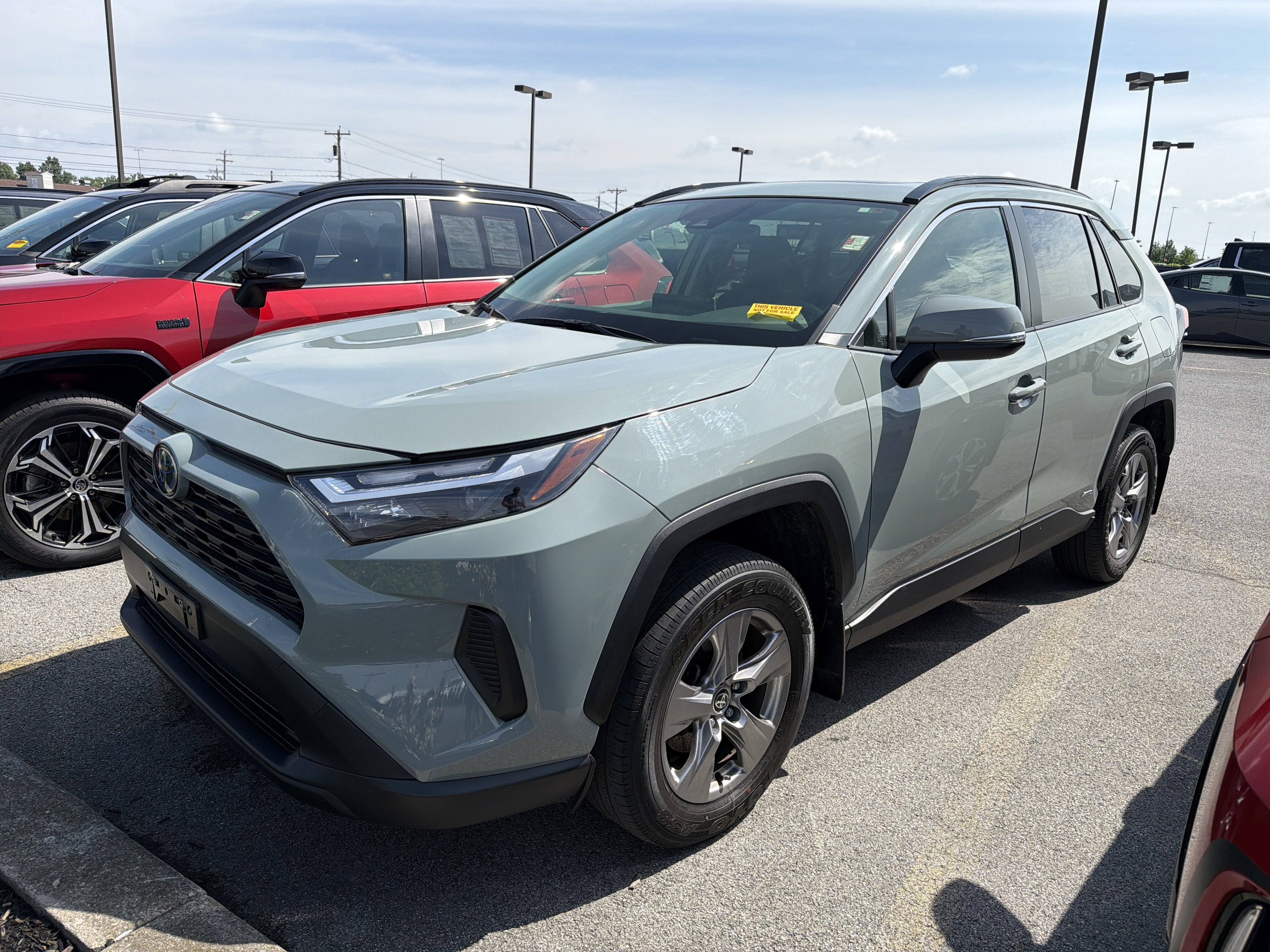 2023 Toyota RAV4 Hybrid XLE